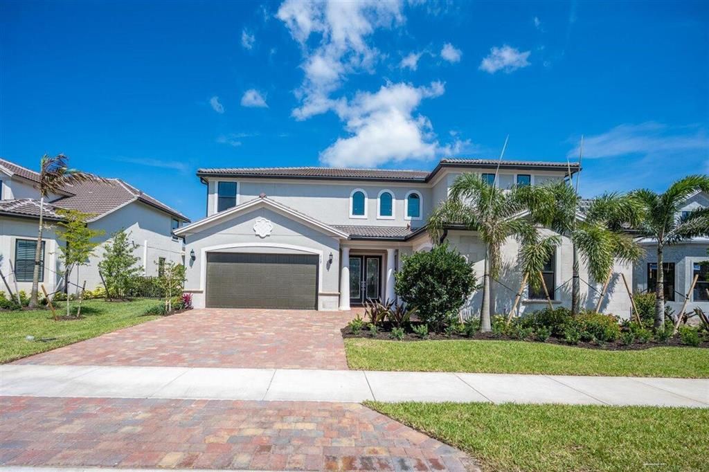 Photo of 117 Crimson Isles Drive, Jupiter, FL 33478 (MLS # R10711054)