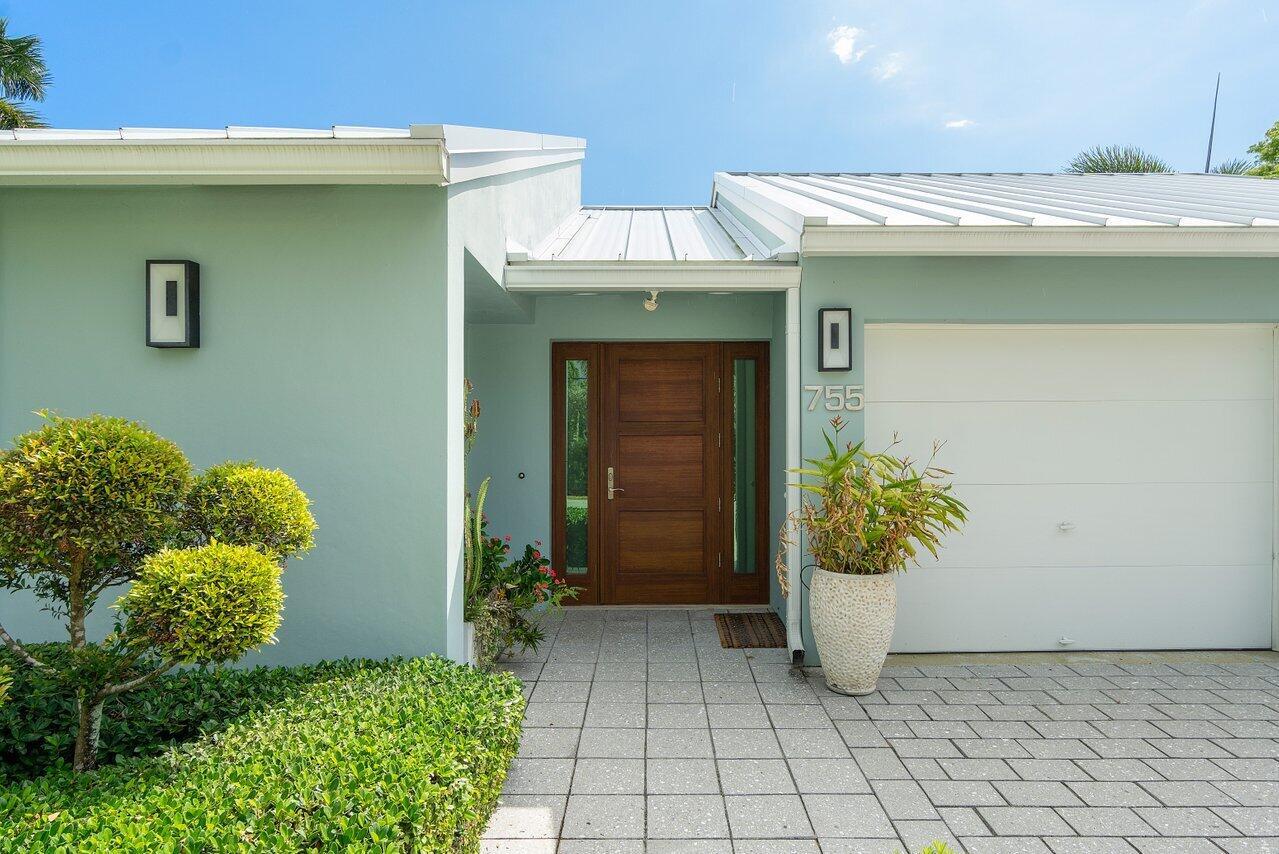 RIO DEL REY SHORES - Residential