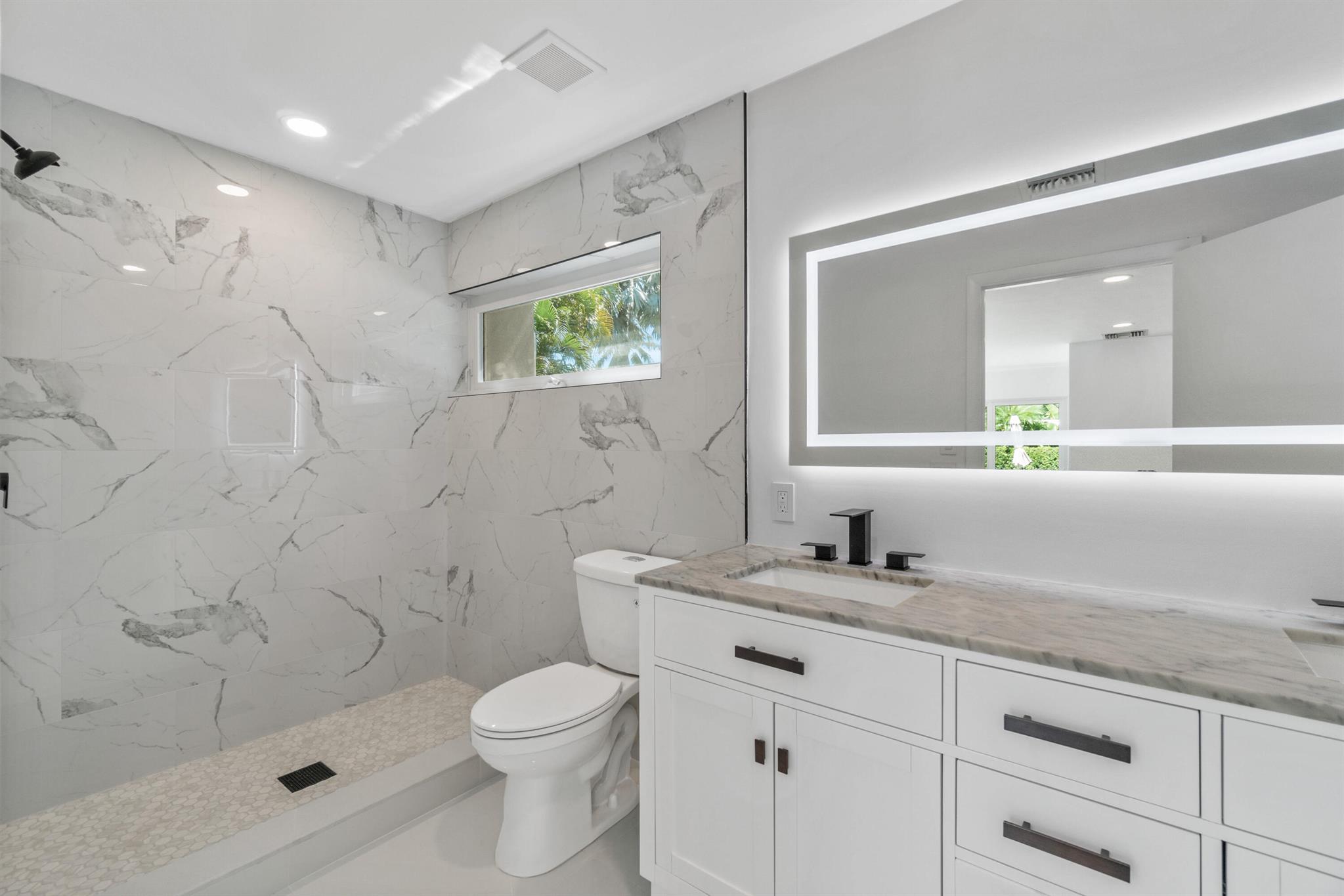 RIO DEL REY SHORES - Residential