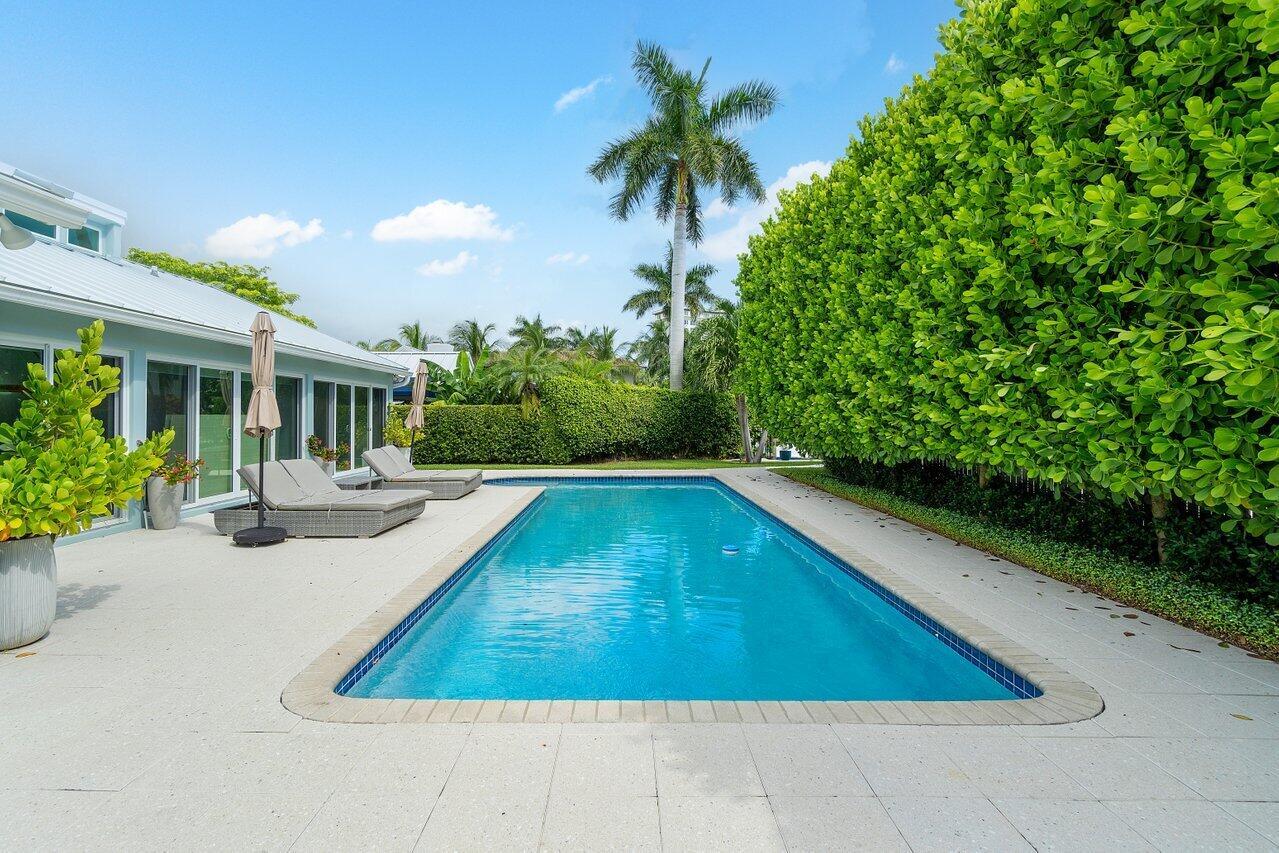 RIO DEL REY SHORES - Residential