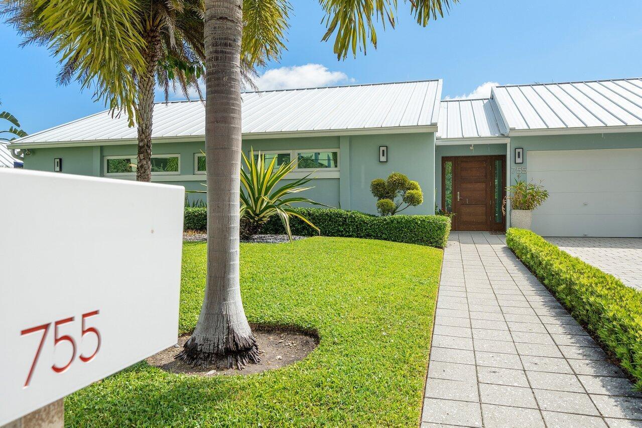 RIO DEL REY SHORES - Residential