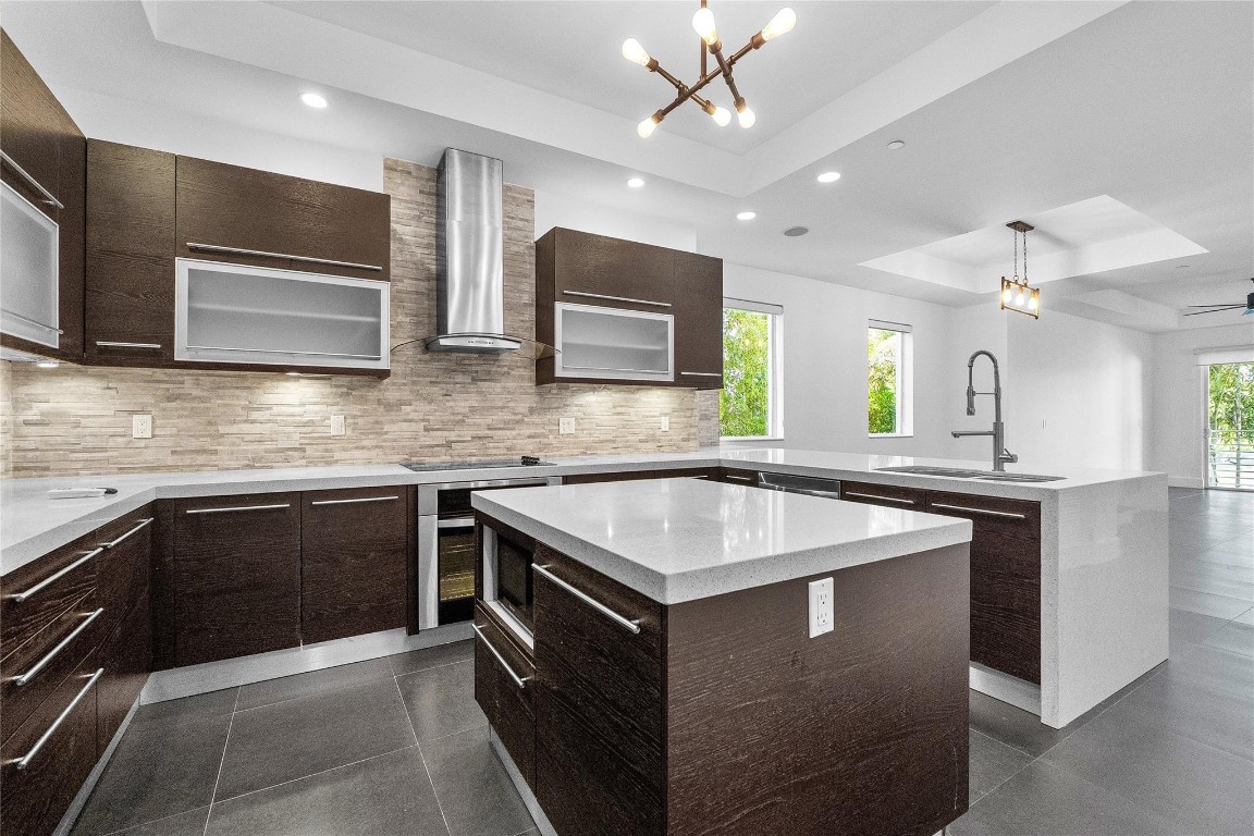 801 SE 12th Court 801