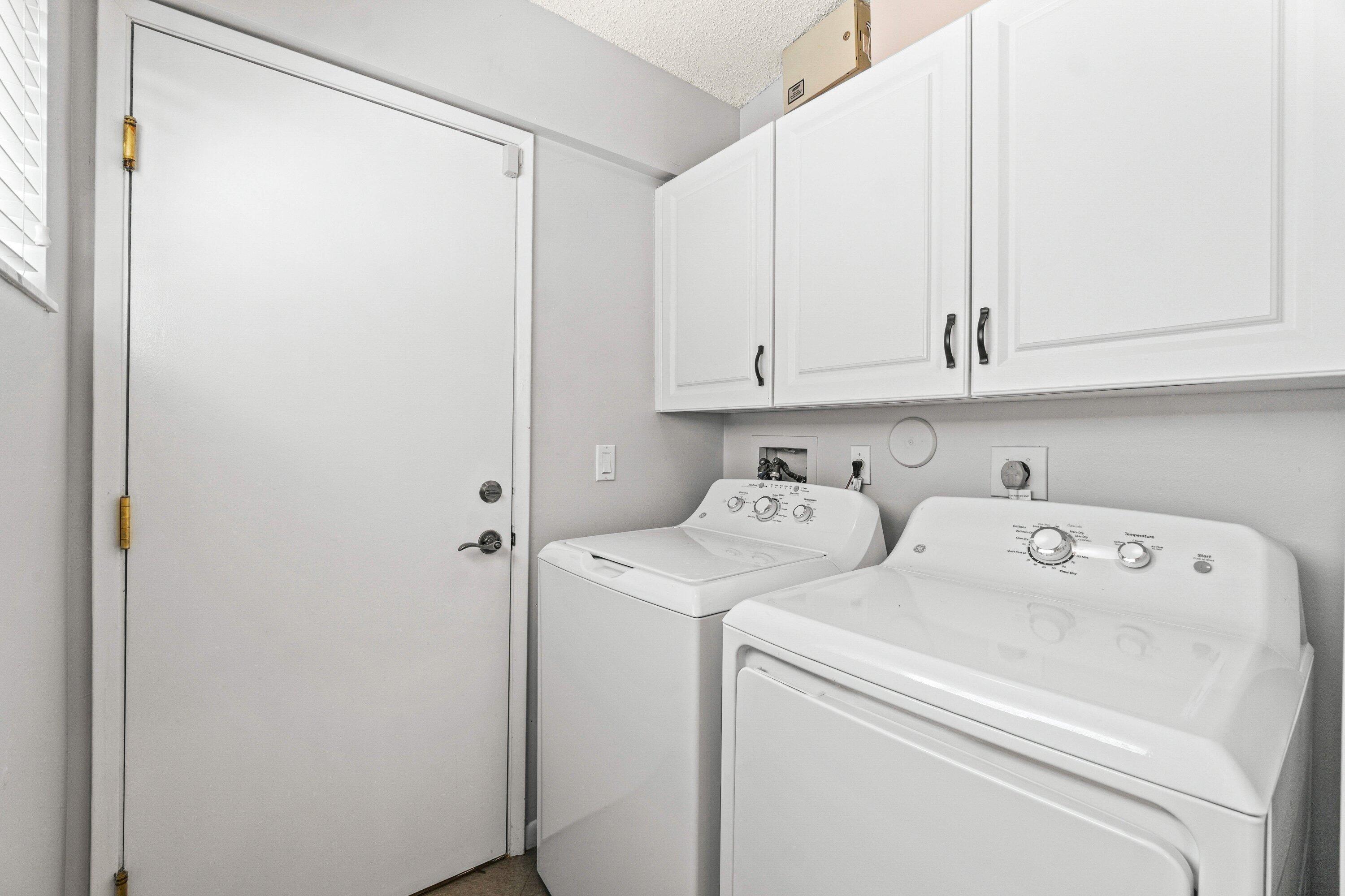 HUNTINGTON POINTE - Residential