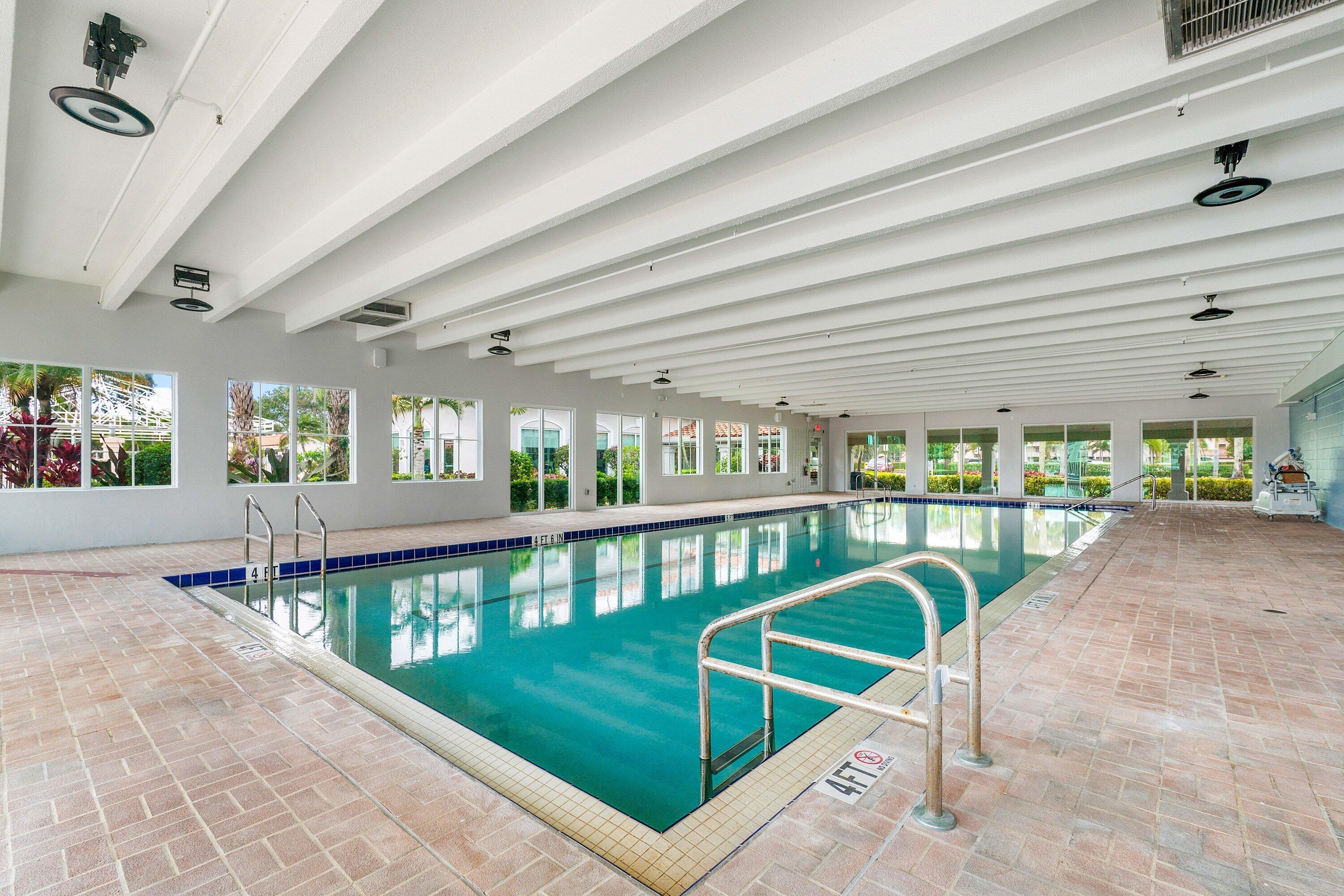 HUNTINGTON POINTE - Residential