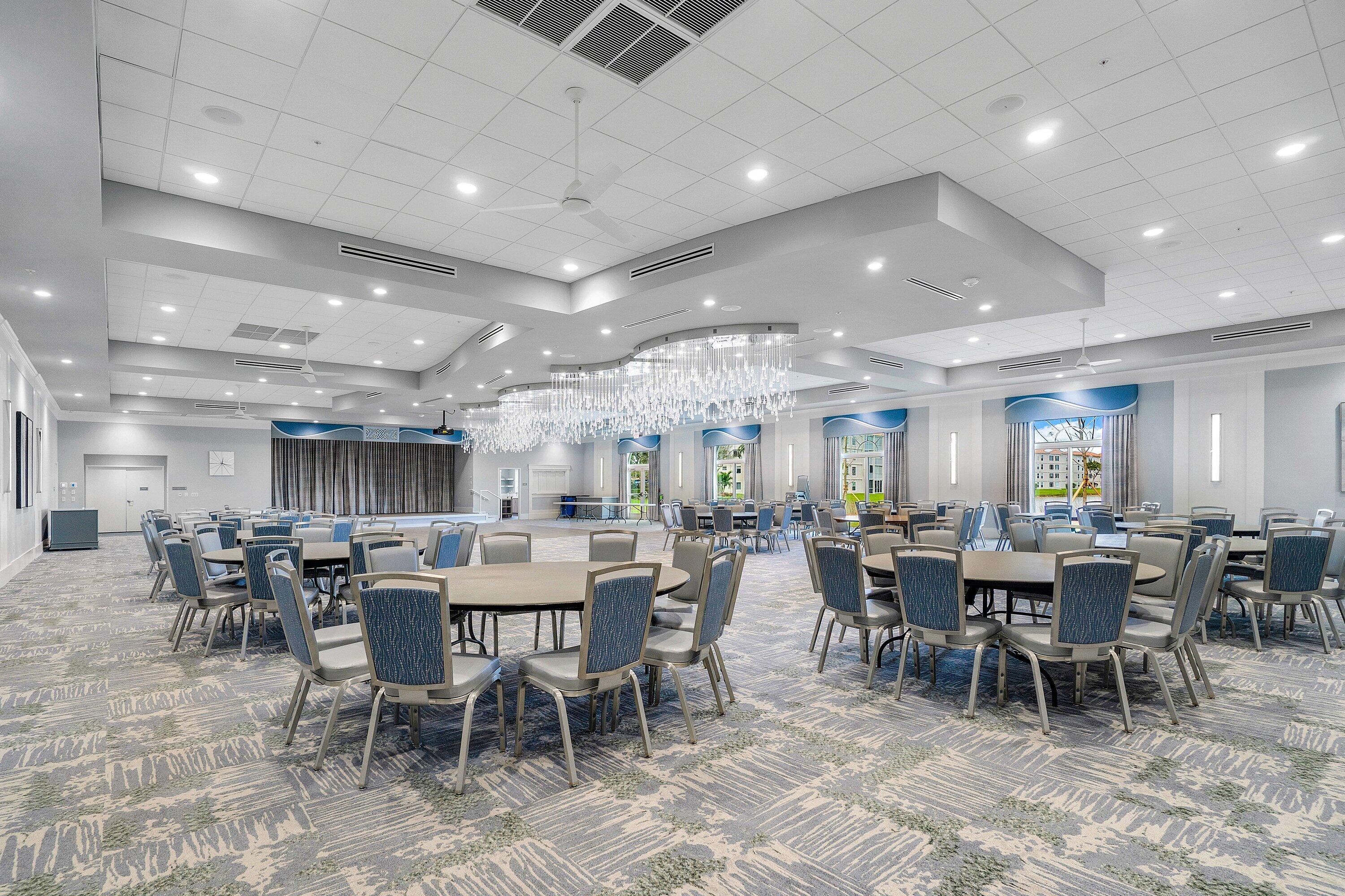 HUNTINGTON POINTE - Residential