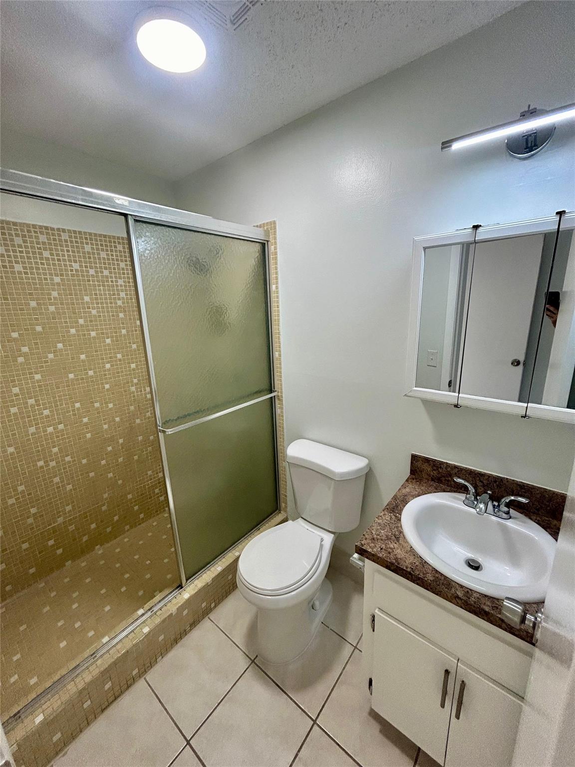 Coral Spgs Lakes 68-12 B - Residential Lease