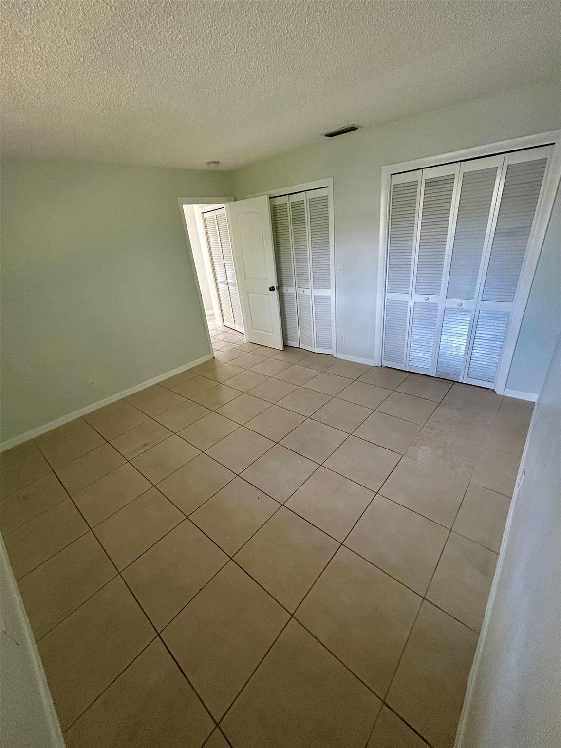 Coral Spgs Lakes 68-12 B - Residential Lease