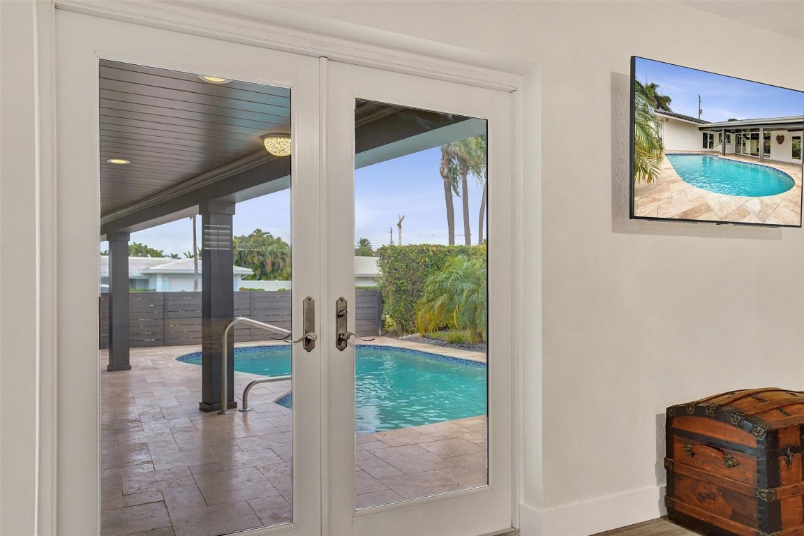 THE COVE - Residential