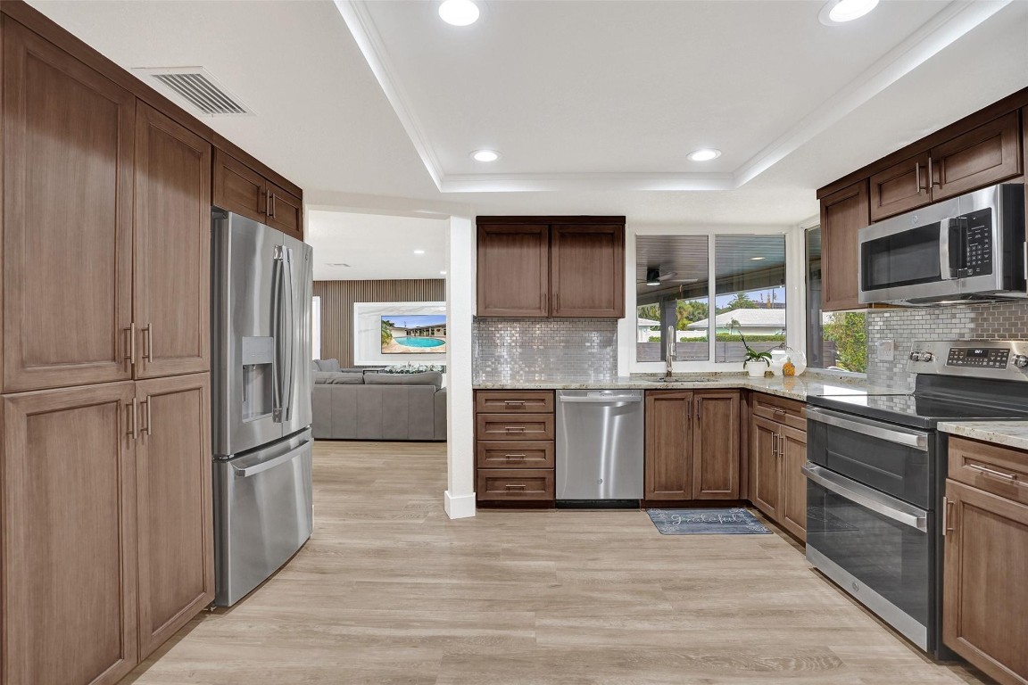 THE COVE - Residential