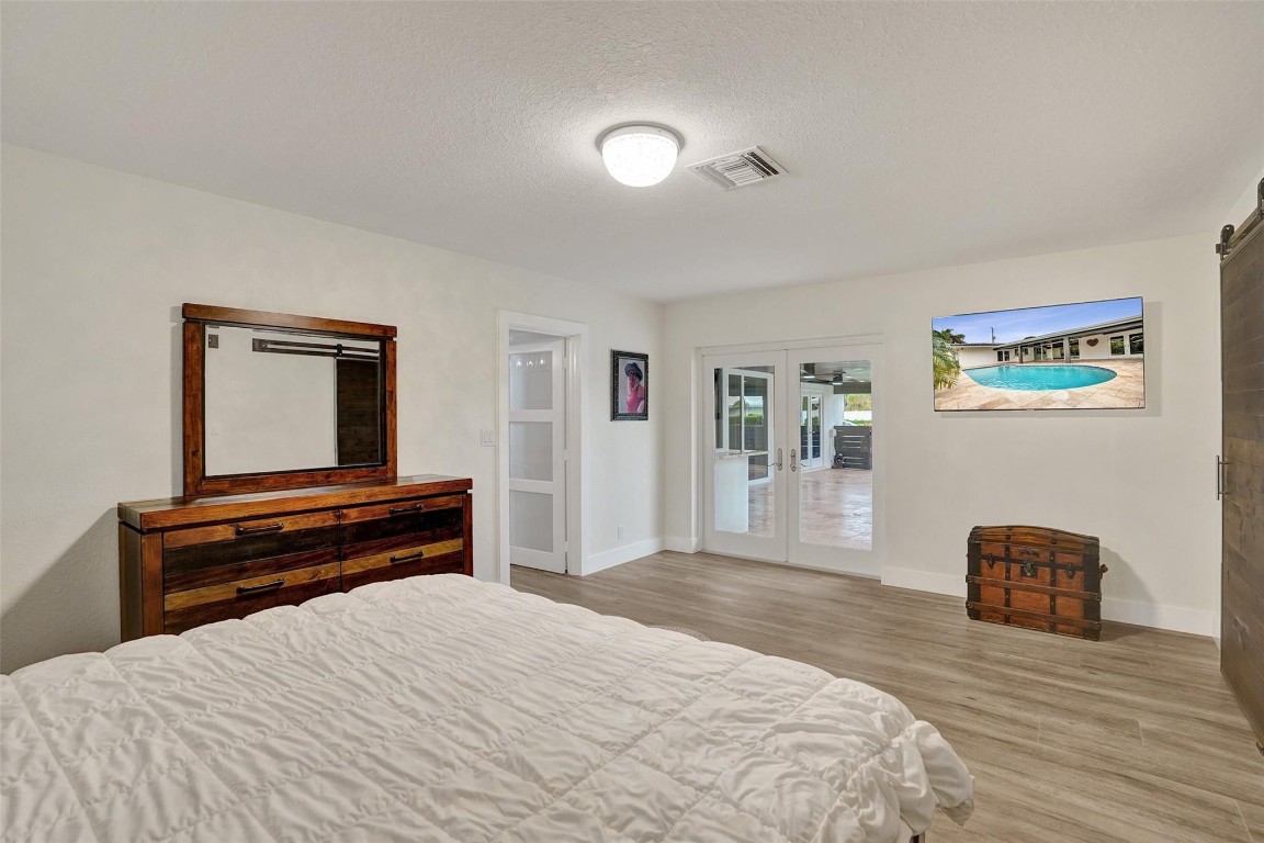 THE COVE - Residential