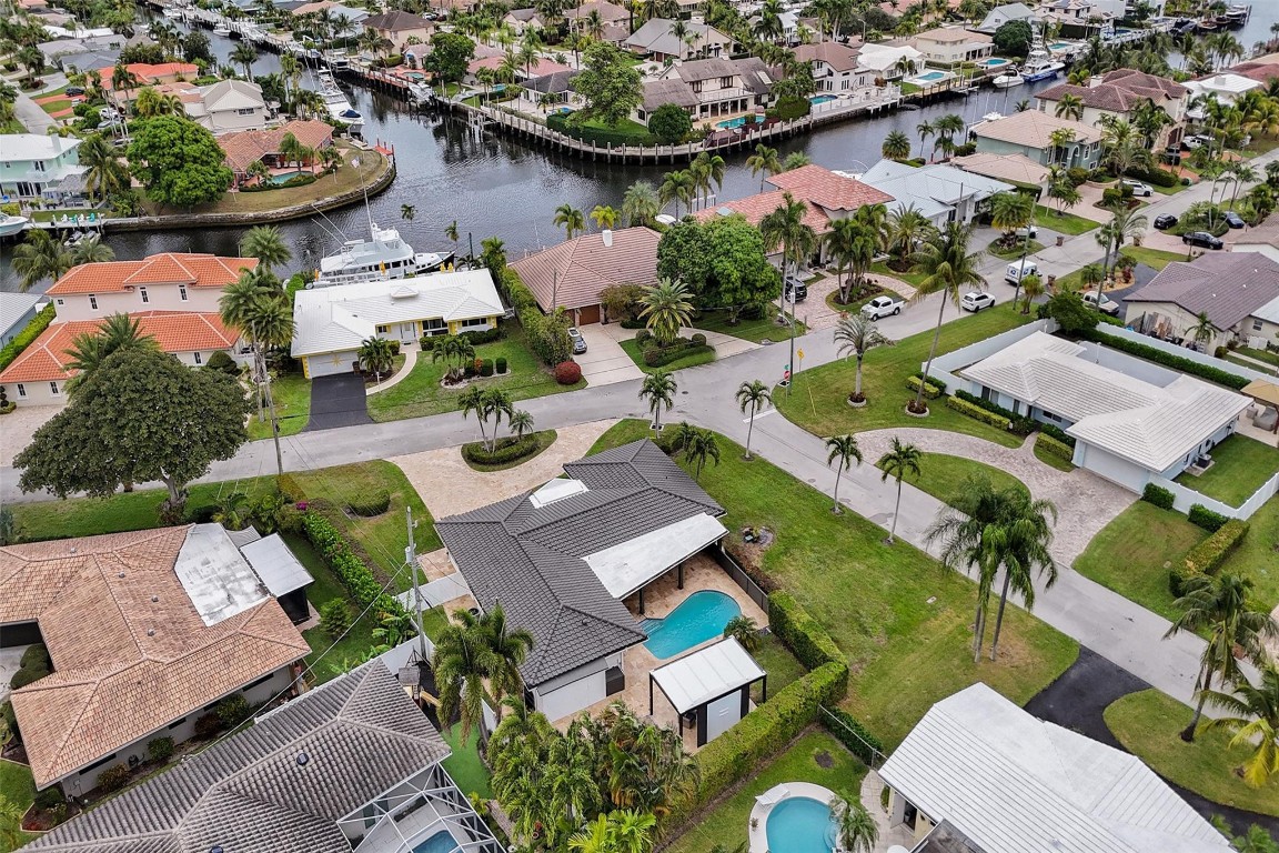 THE COVE - Residential