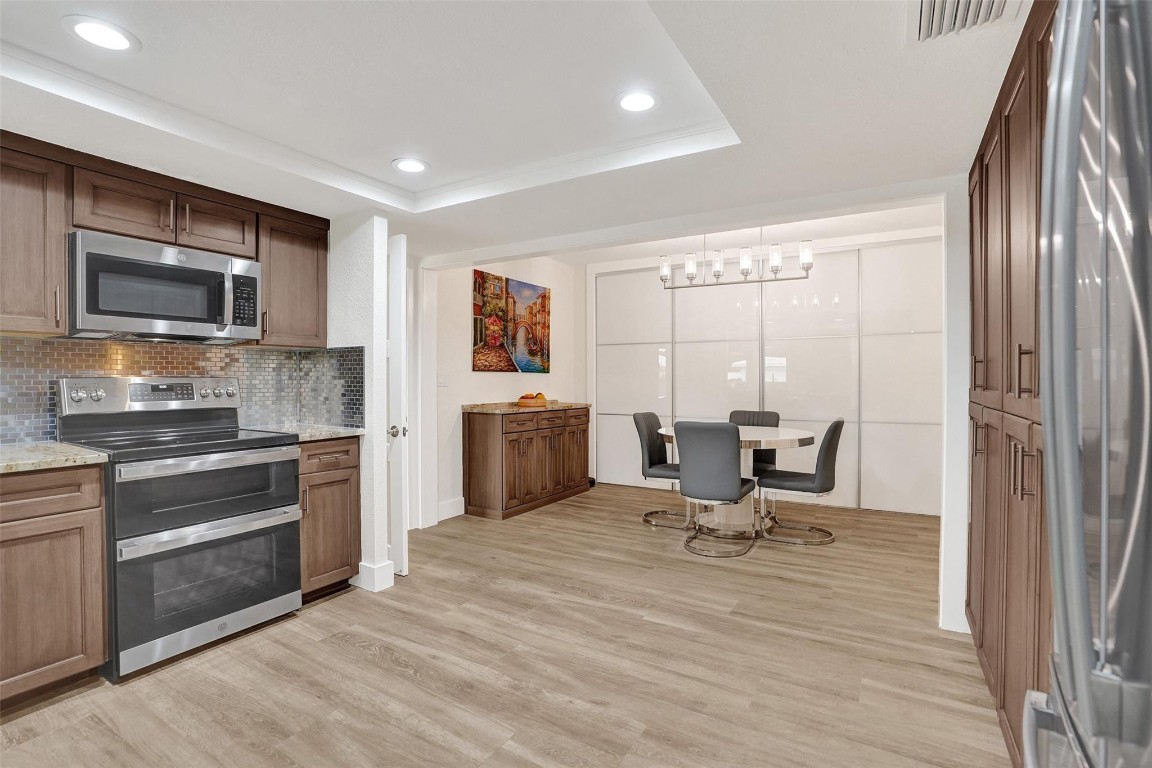 THE COVE - Residential