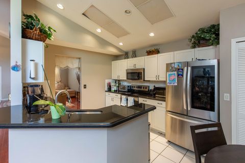 Tiny photo for 15157 Oak Chase Court, Wellington, FL 33414 (MLS # B26014791)