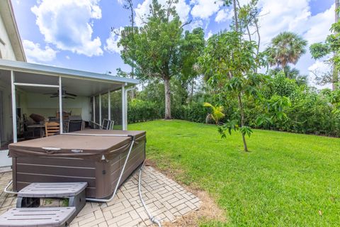 Tiny photo for 15157 Oak Chase Court, Wellington, FL 33414 (MLS # B26014791)