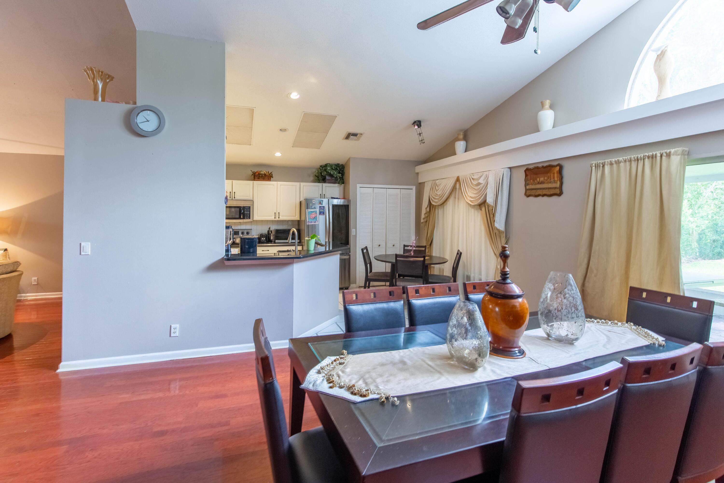 BINKS FOREST OF THE LANDINGS AT WELLINGTON 4 - Residential