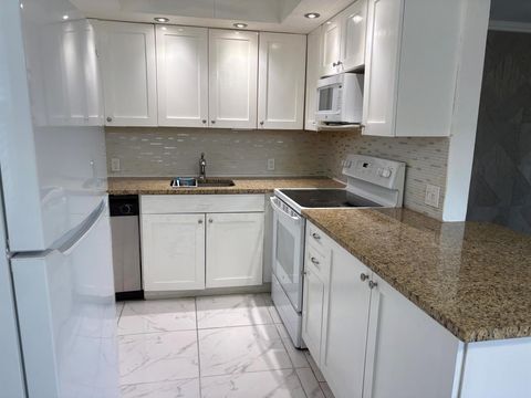 169 Dorset E 169 E Boca Raton FL 33434