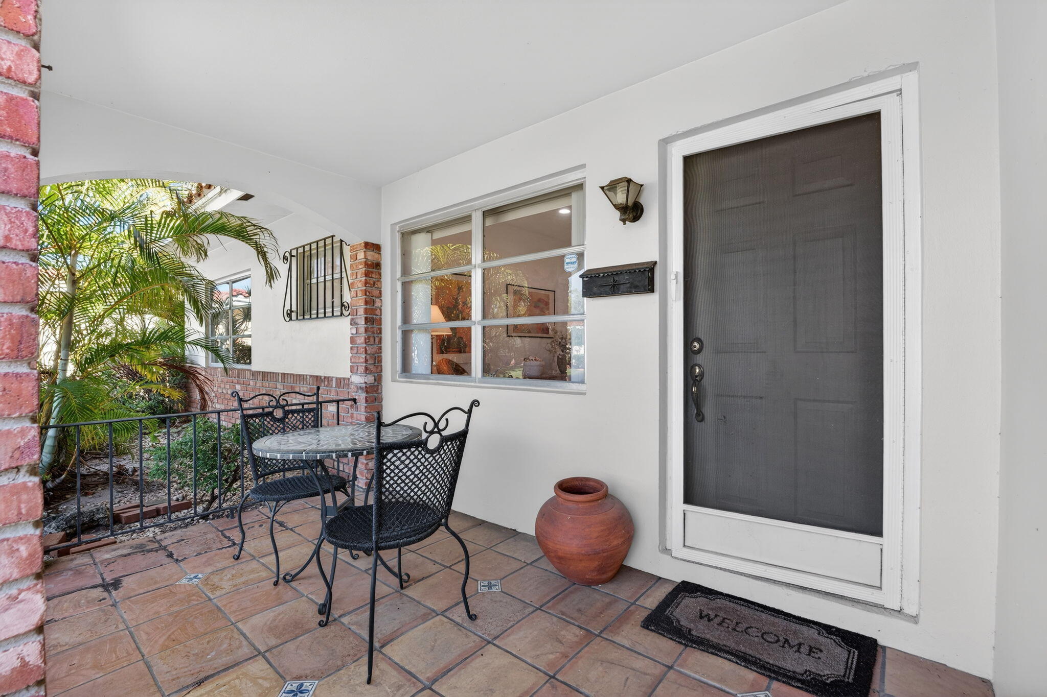 CRYSTAL LAKE VILLAS - Residential