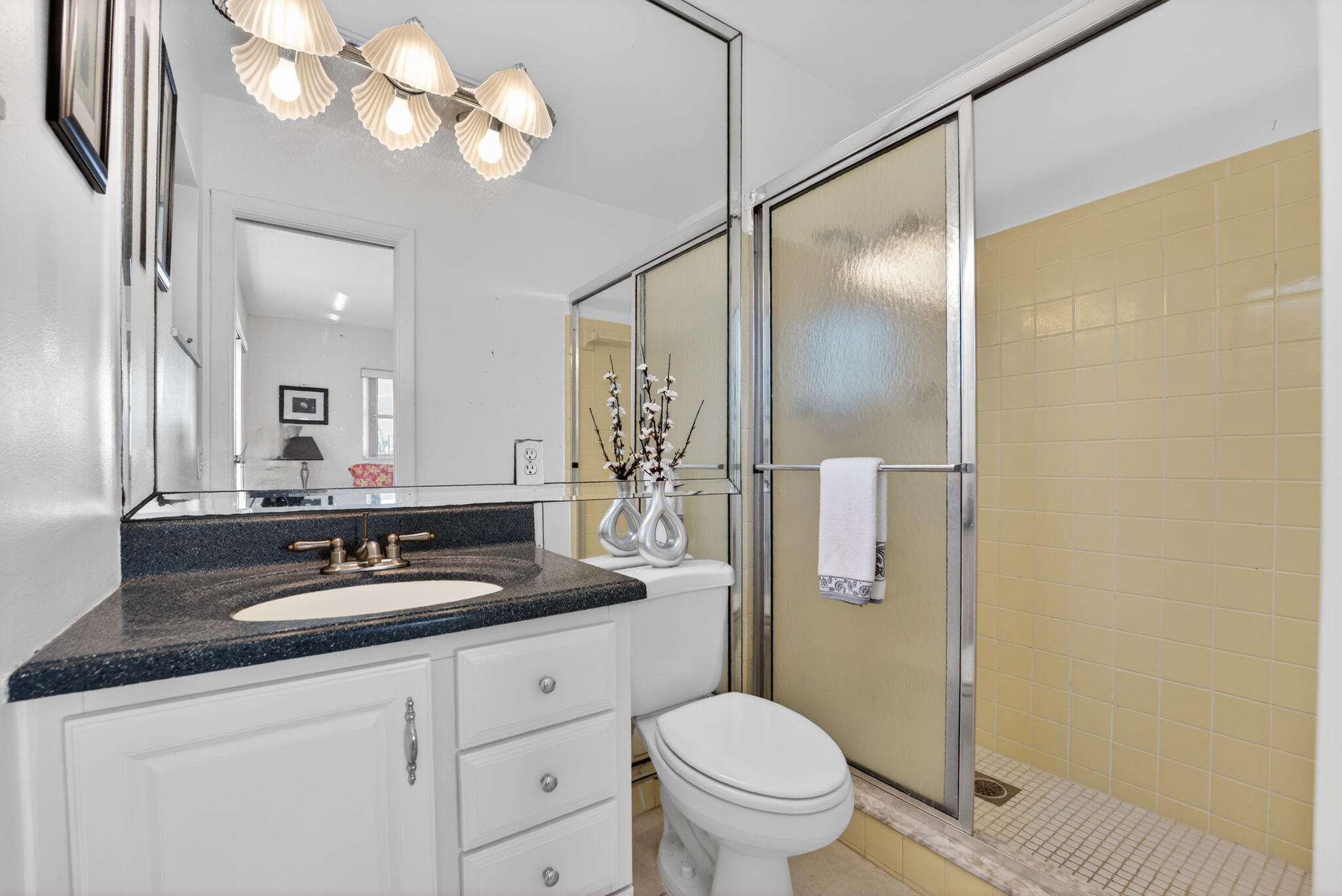 CRYSTAL LAKE VILLAS - Residential