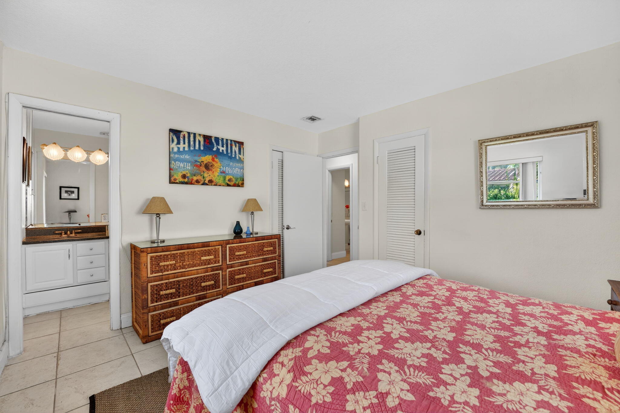 CRYSTAL LAKE VILLAS - Residential