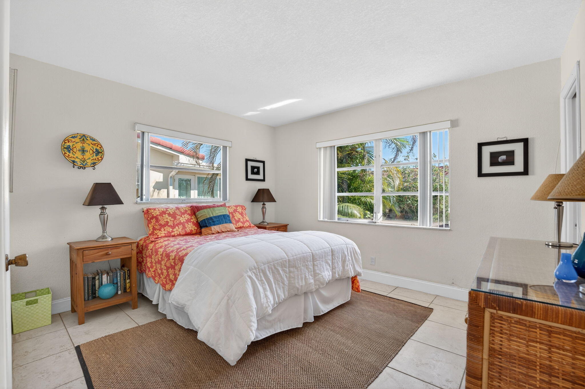 CRYSTAL LAKE VILLAS - Residential