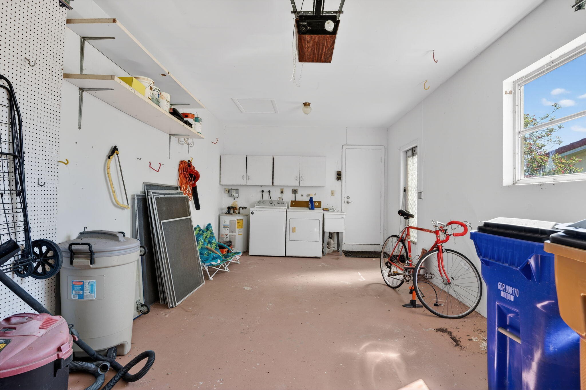 CRYSTAL LAKE VILLAS - Residential