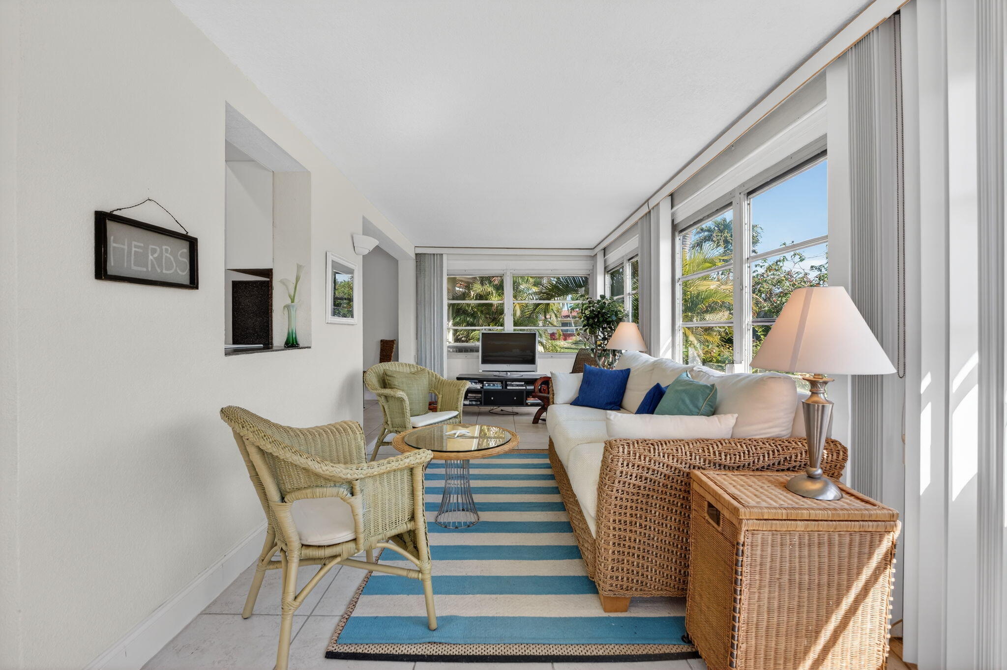 CRYSTAL LAKE VILLAS - Residential