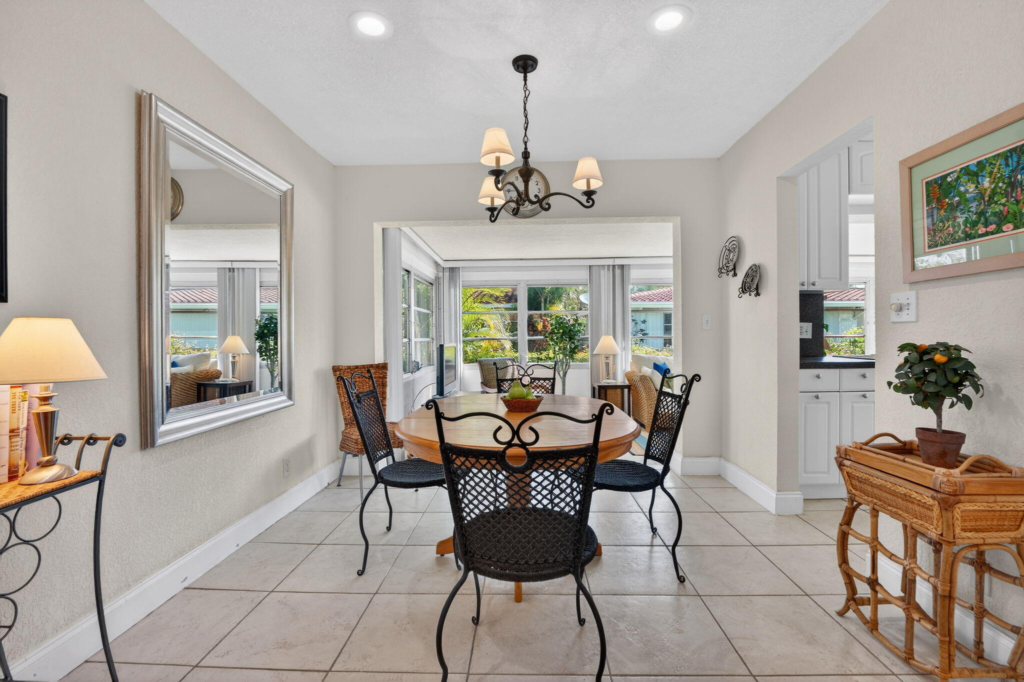 CRYSTAL LAKE VILLAS - Residential