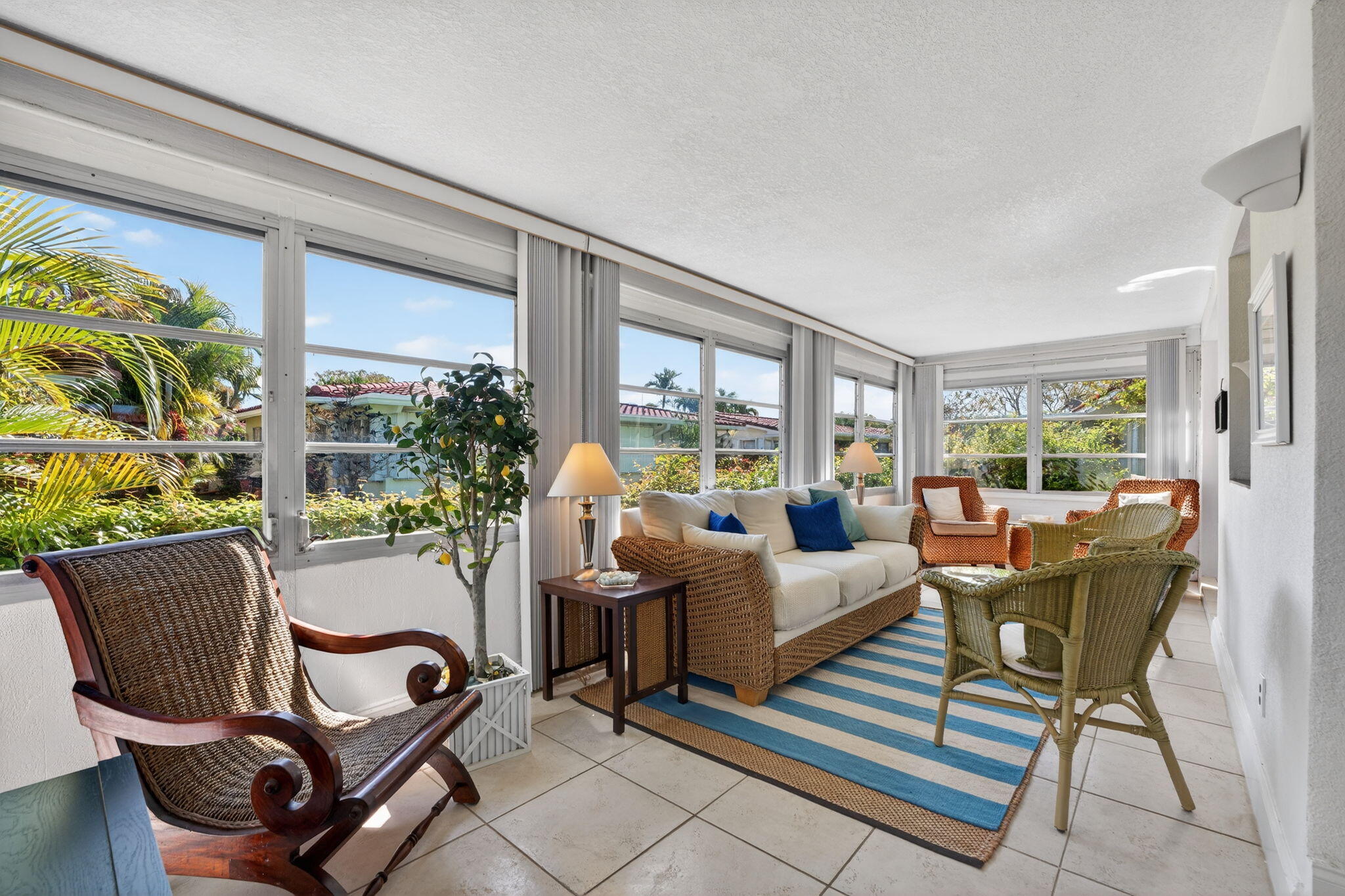 CRYSTAL LAKE VILLAS - Residential