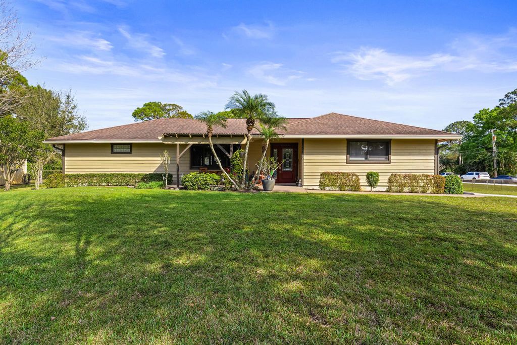 Photo of 15180 69th Drive N, Palm Beach Gardens, FL 33418 (MLS # R11091674)