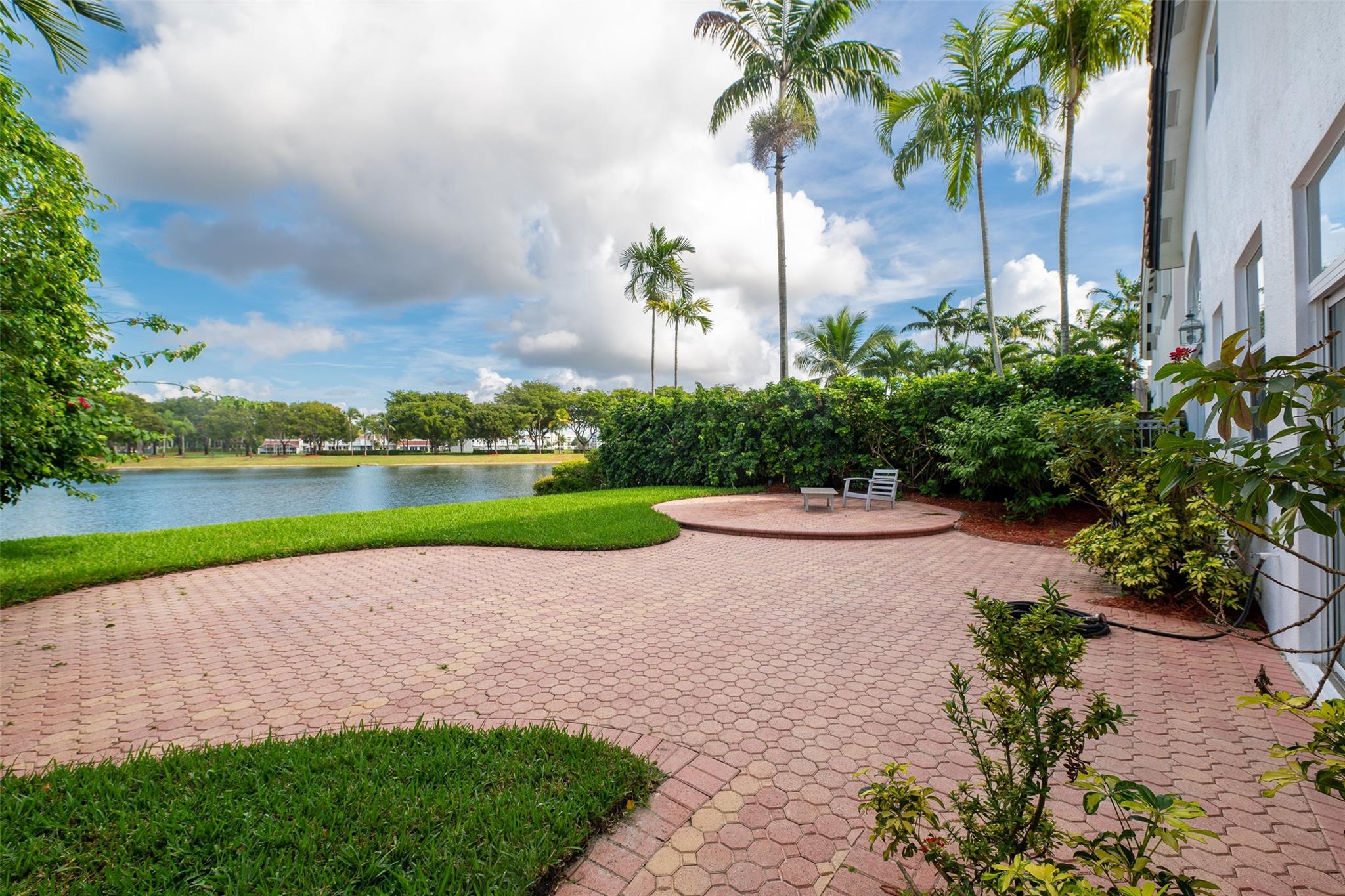 Doral Isles Antilles - Residential