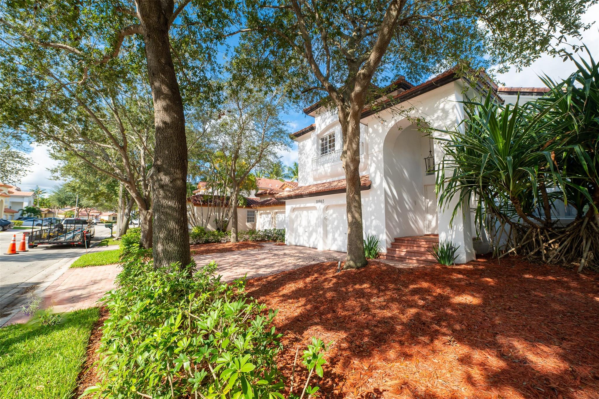 Doral Isles Antilles - Residential