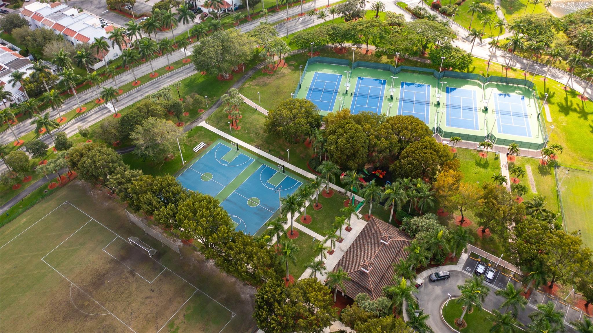 Doral Isles Antilles - Residential
