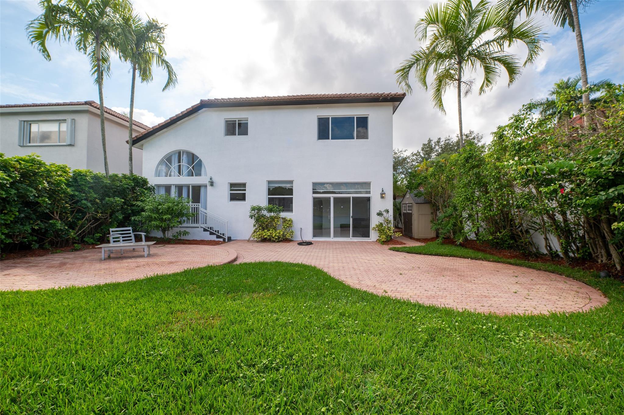 Doral Isles Antilles - Residential