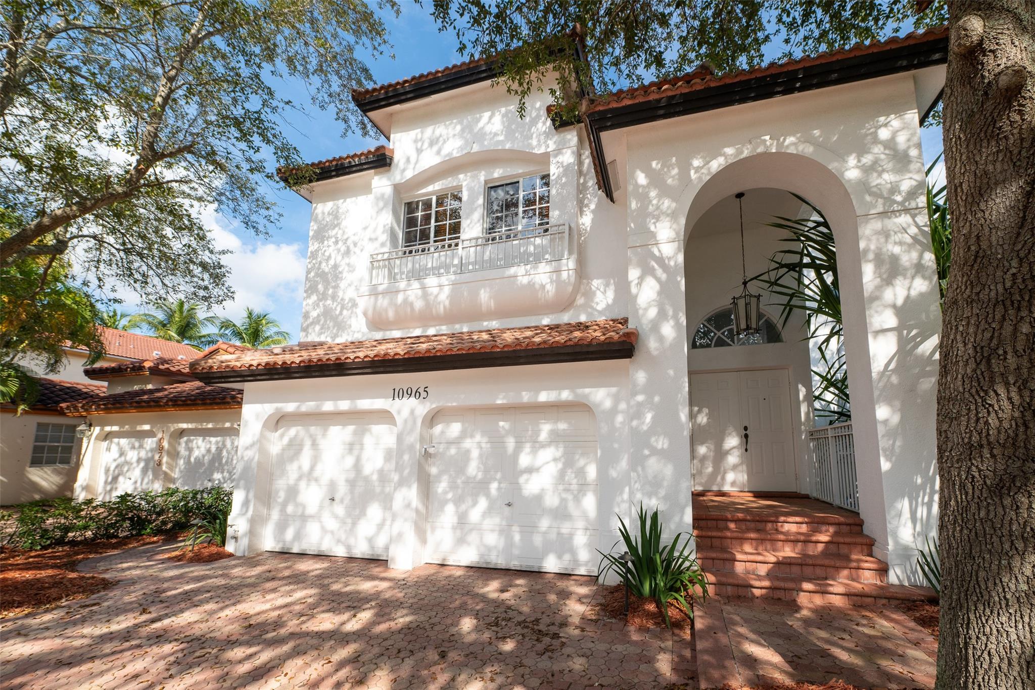 Doral Isles Antilles - Residential