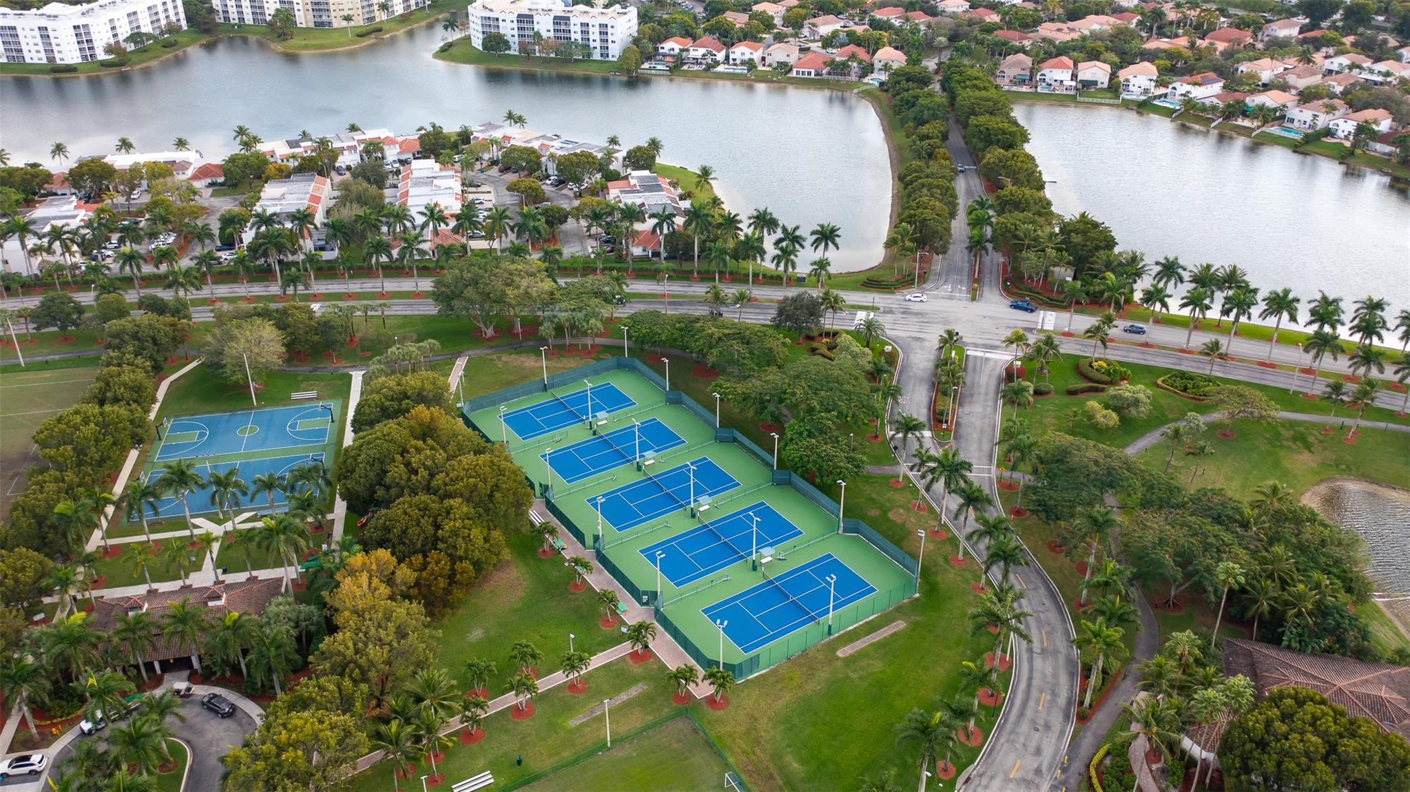 Doral Isles Antilles - Residential
