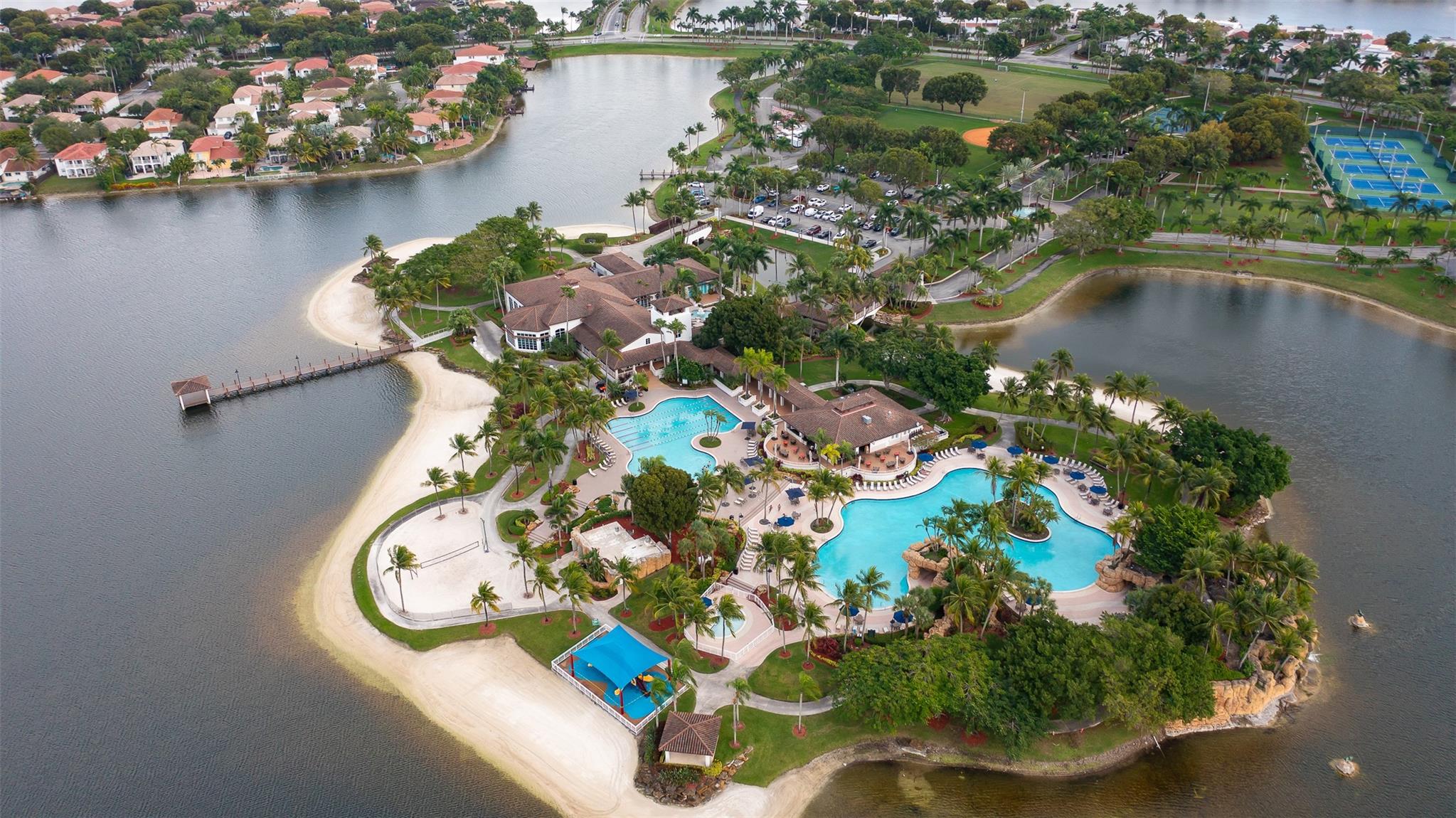 Doral Isles Antilles - Residential