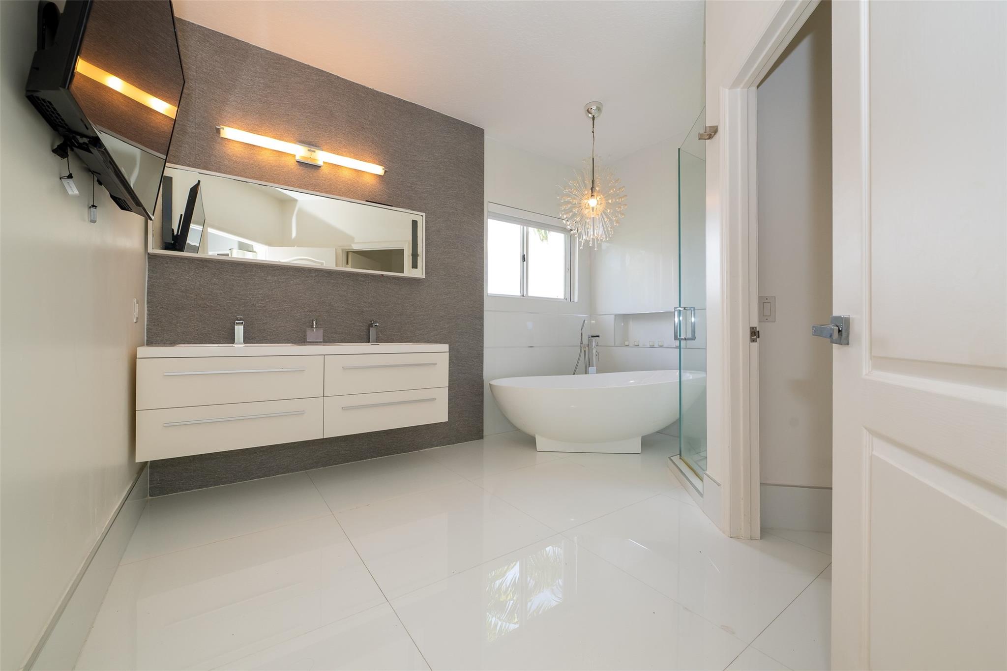 Doral Isles Antilles - Residential