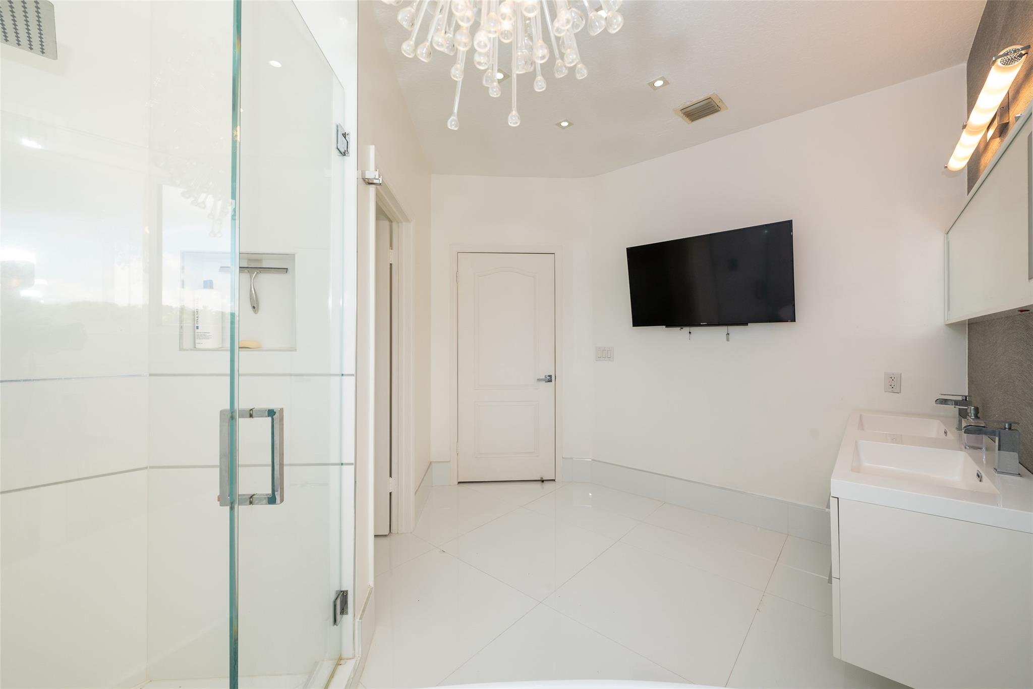 Doral Isles Antilles - Residential