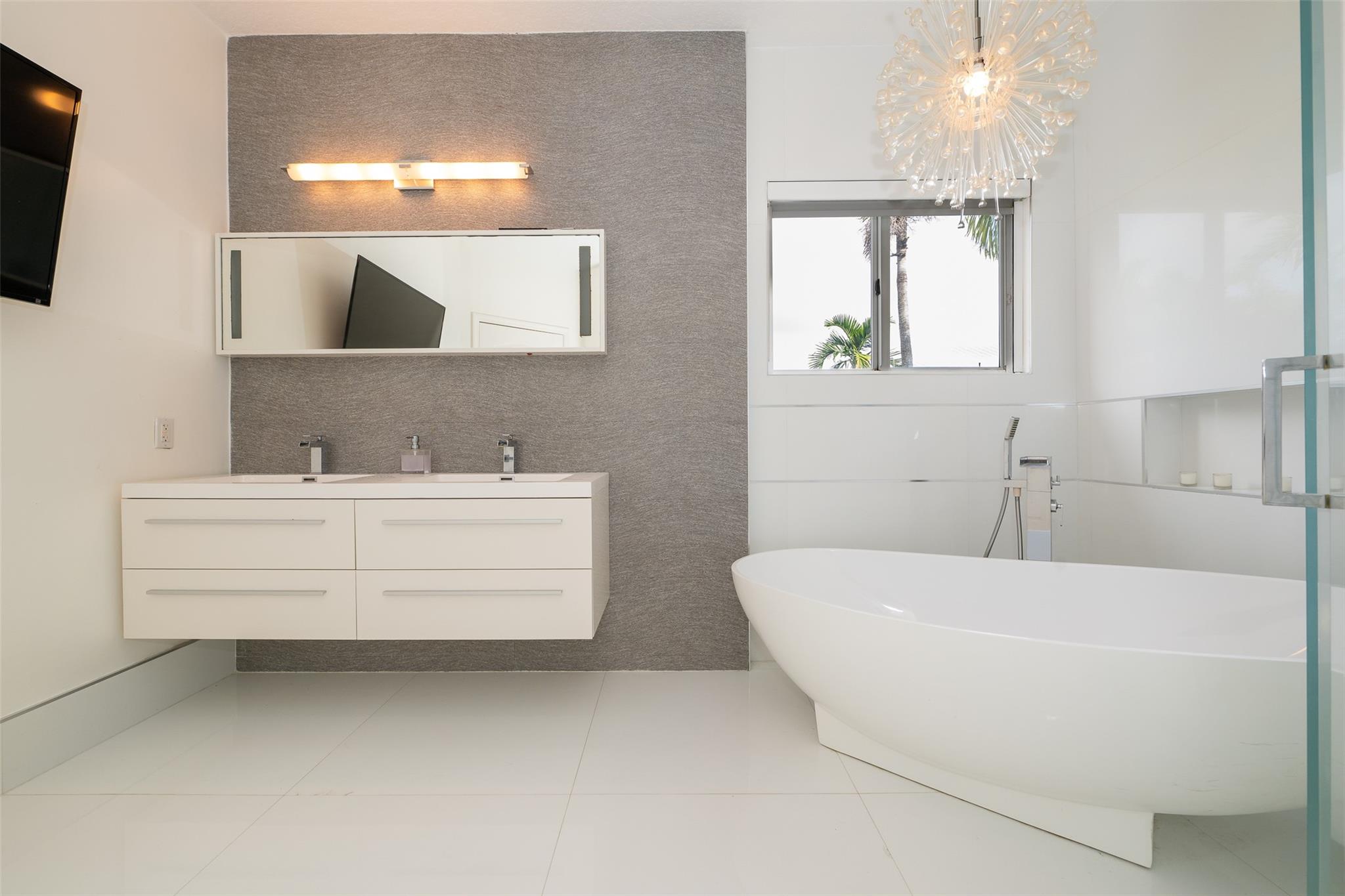 Doral Isles Antilles - Residential