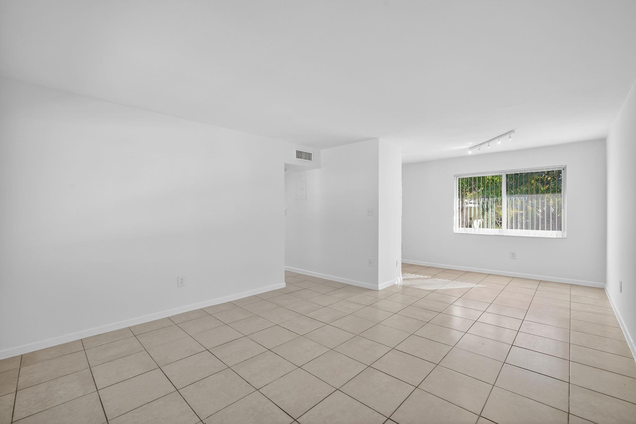 Coral Ridge - Residential Lease