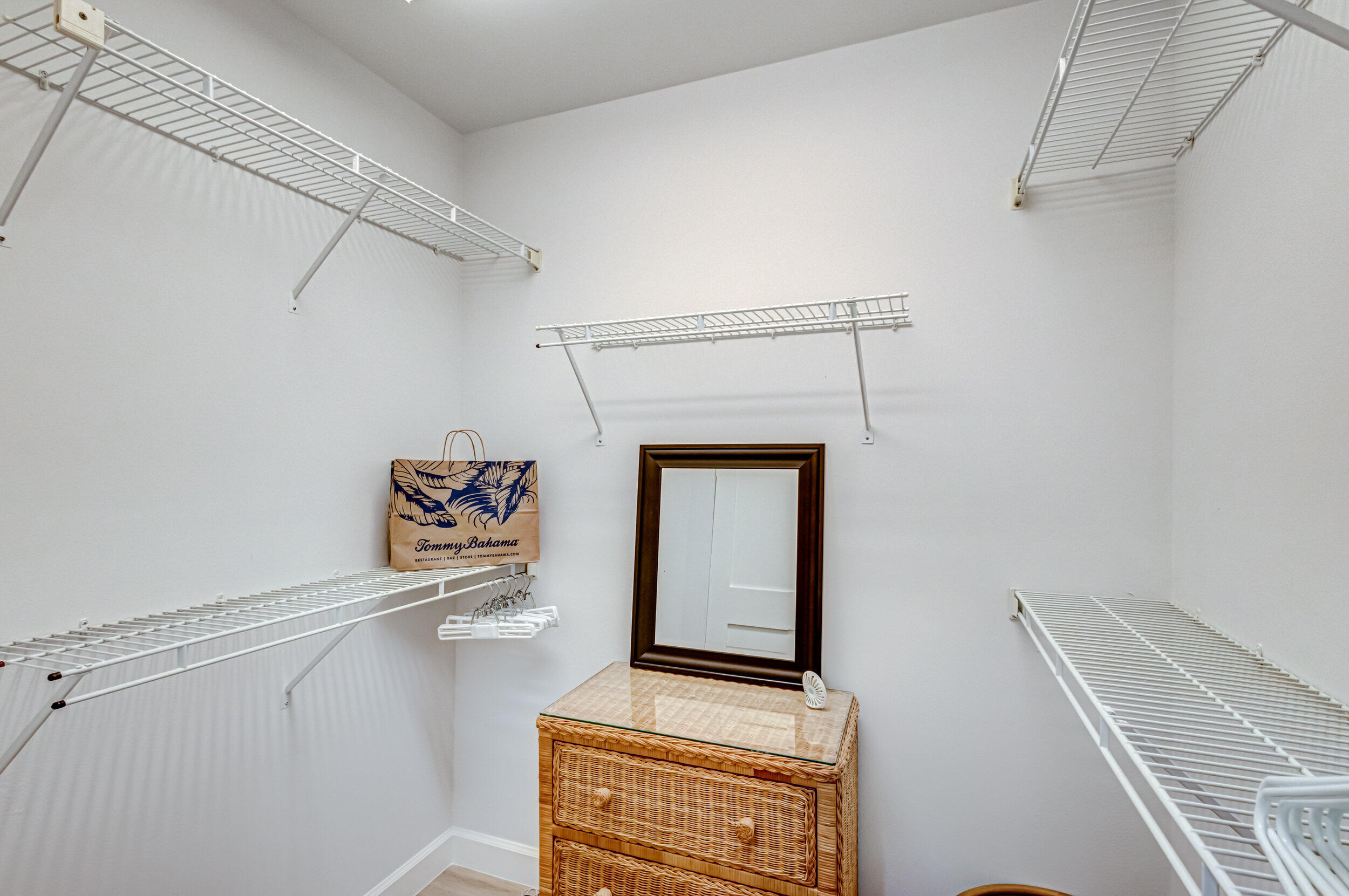 SEA COLONY CONDO - Residential Lease