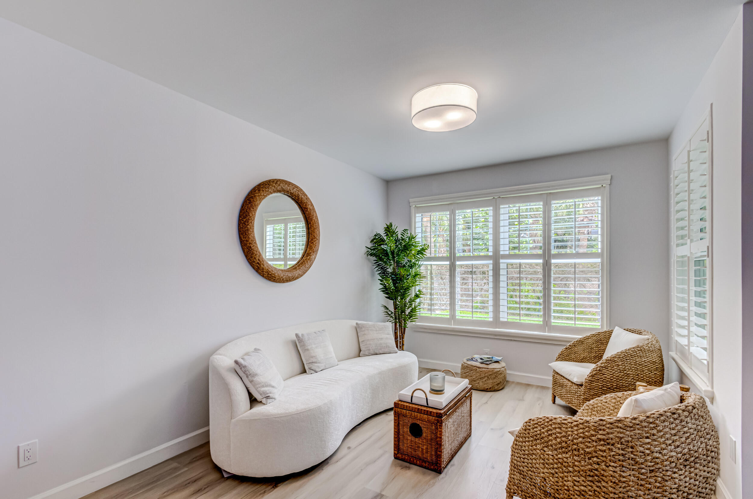 SEA COLONY CONDO - Residential Lease
