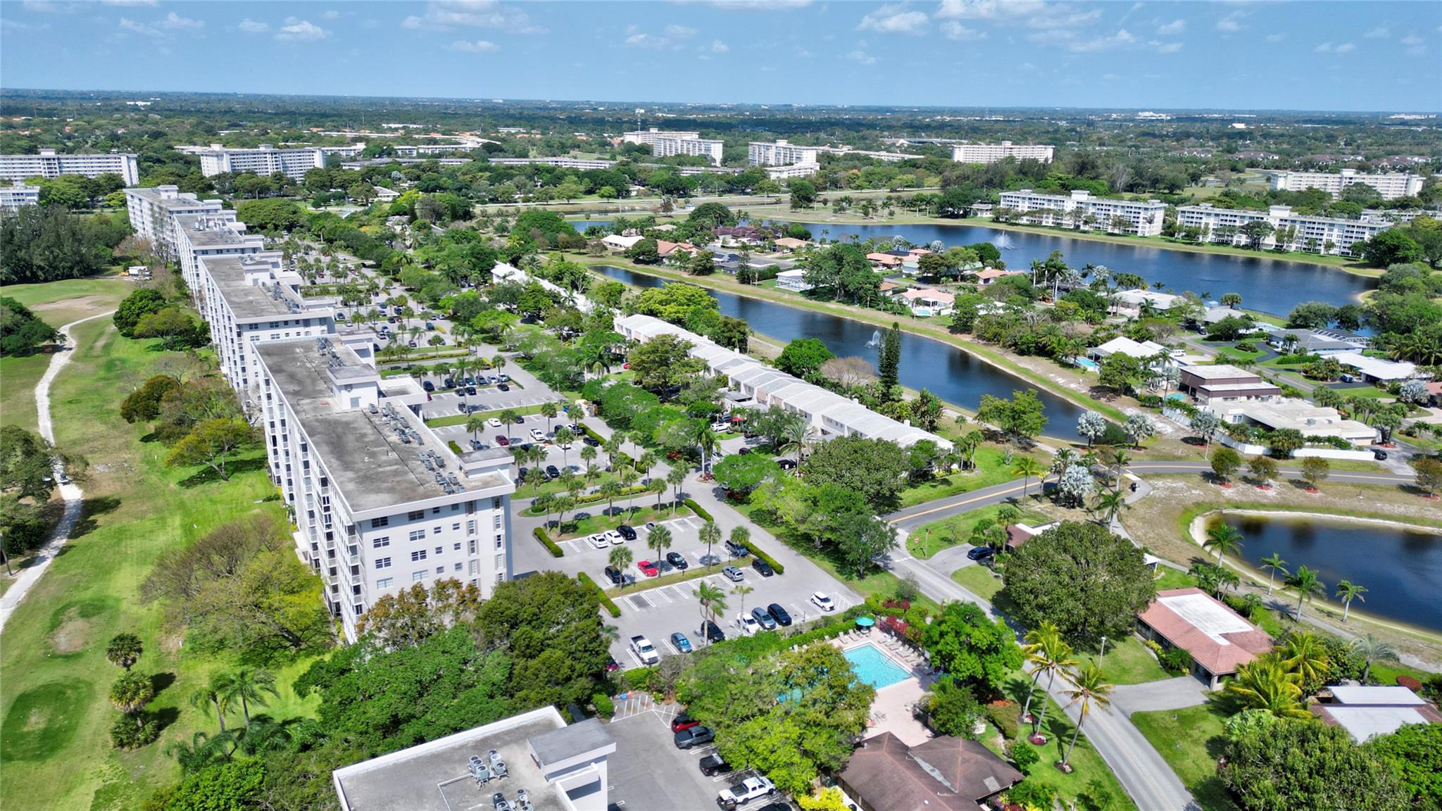 No 8 Palm-Aire Country Cl - Residential Lease