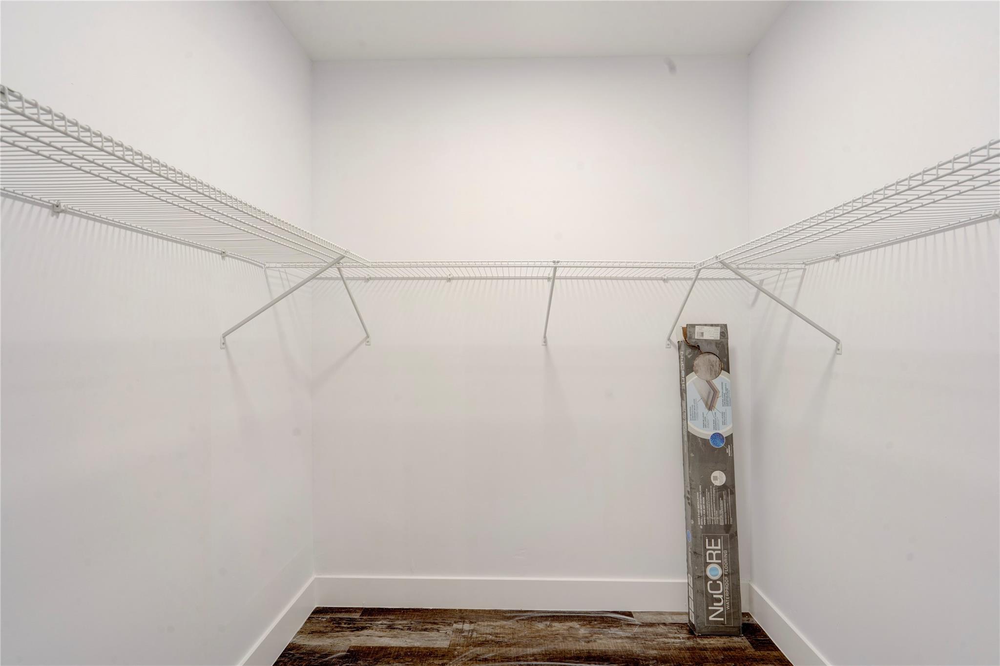 No 8 Palm-Aire Country Cl - Residential Lease