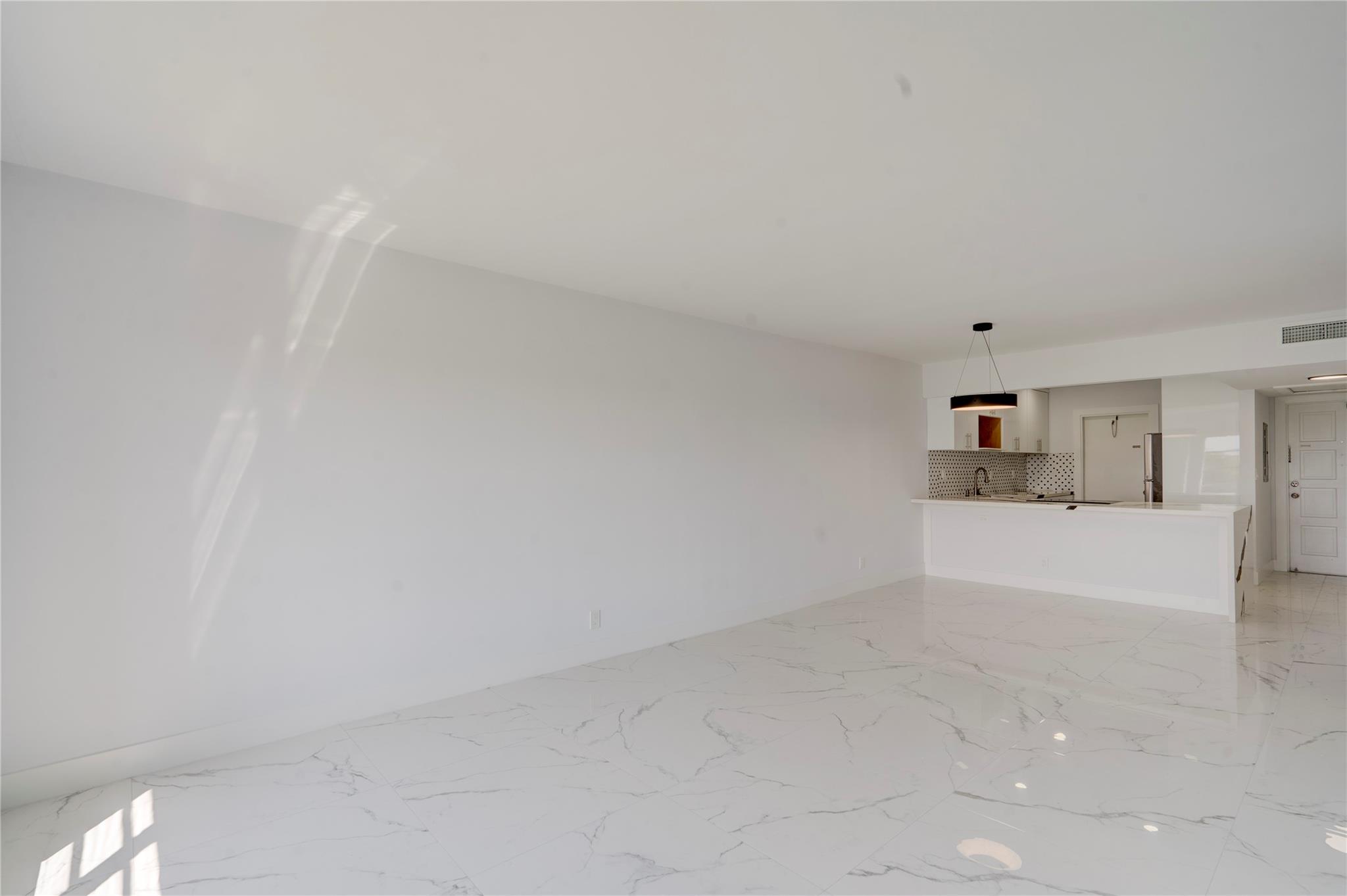 No 8 Palm-Aire Country Cl - Residential Lease