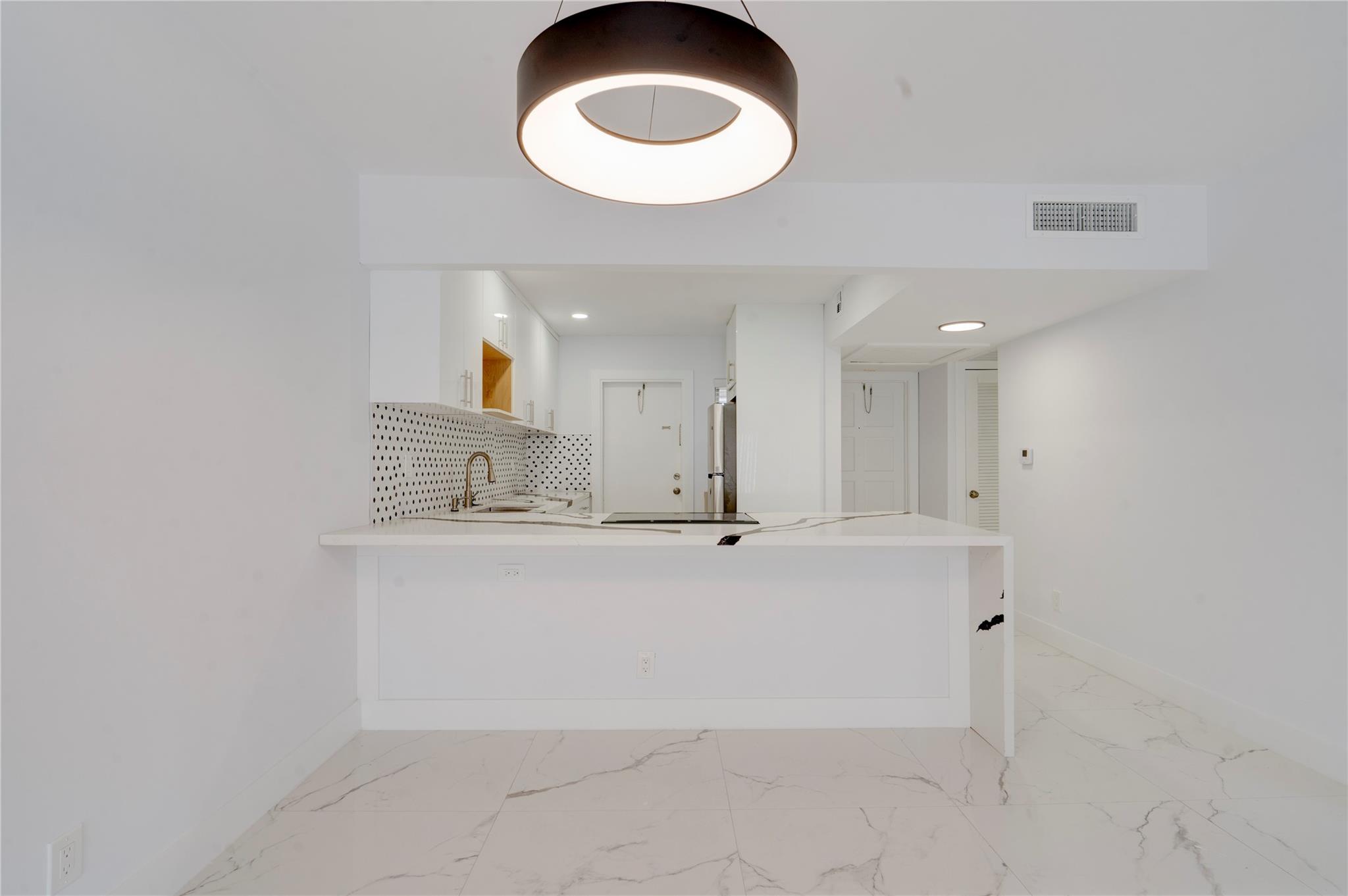 No 8 Palm-Aire Country Cl - Residential Lease