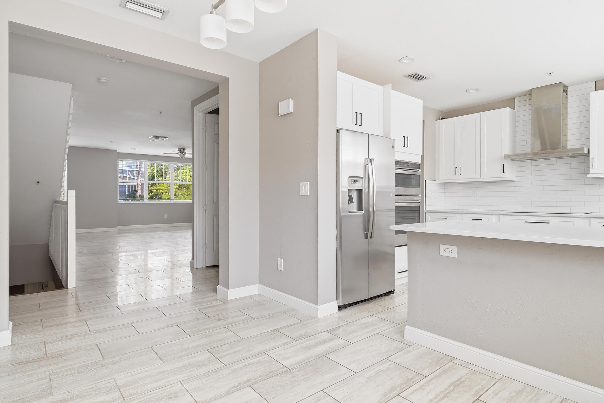 CITYSIDE CONDO - Residential