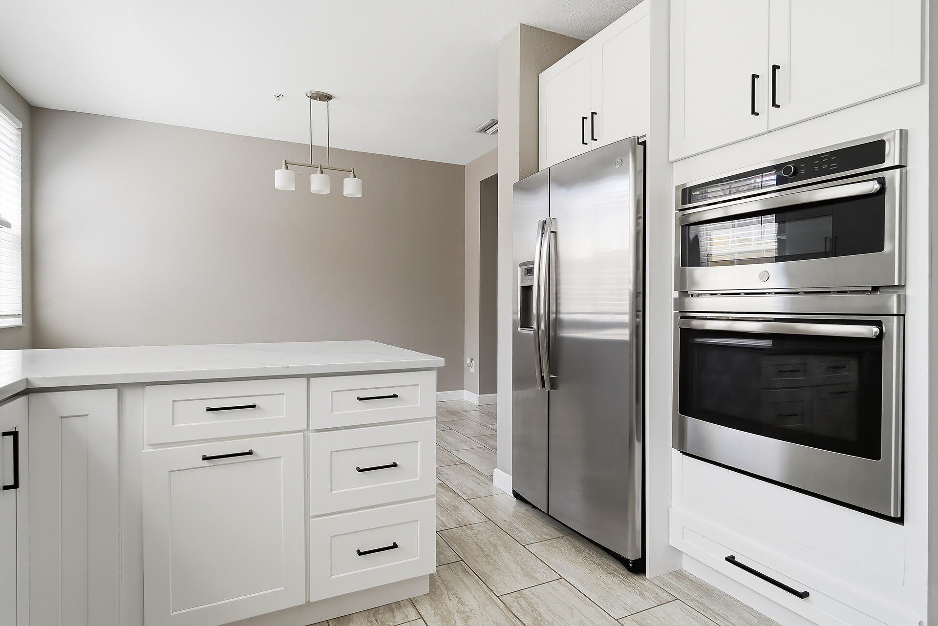 CITYSIDE CONDO - Residential