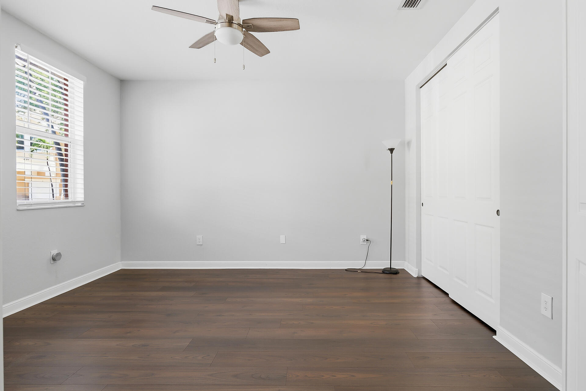 CITYSIDE CONDO - Residential