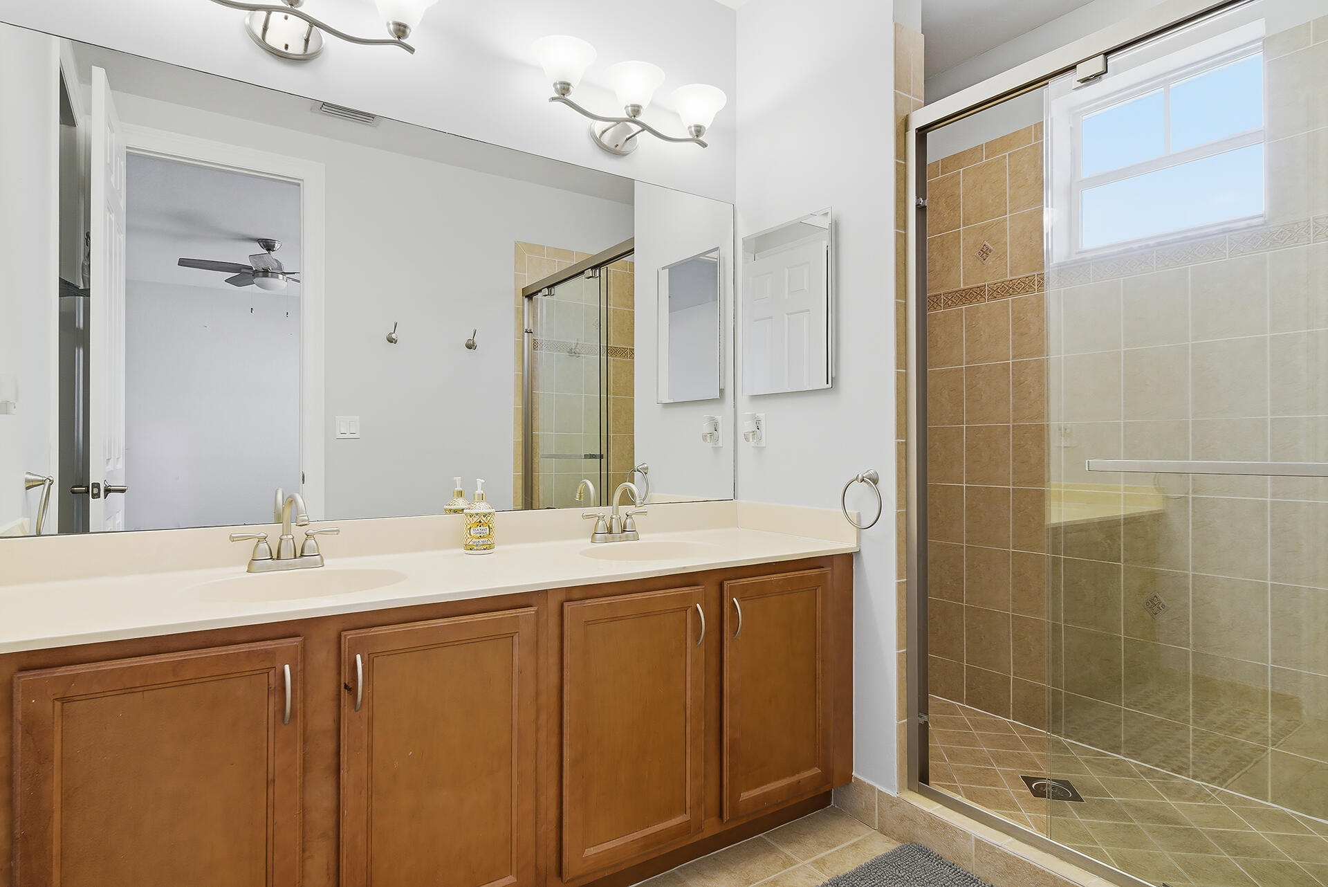 CITYSIDE CONDO - Residential